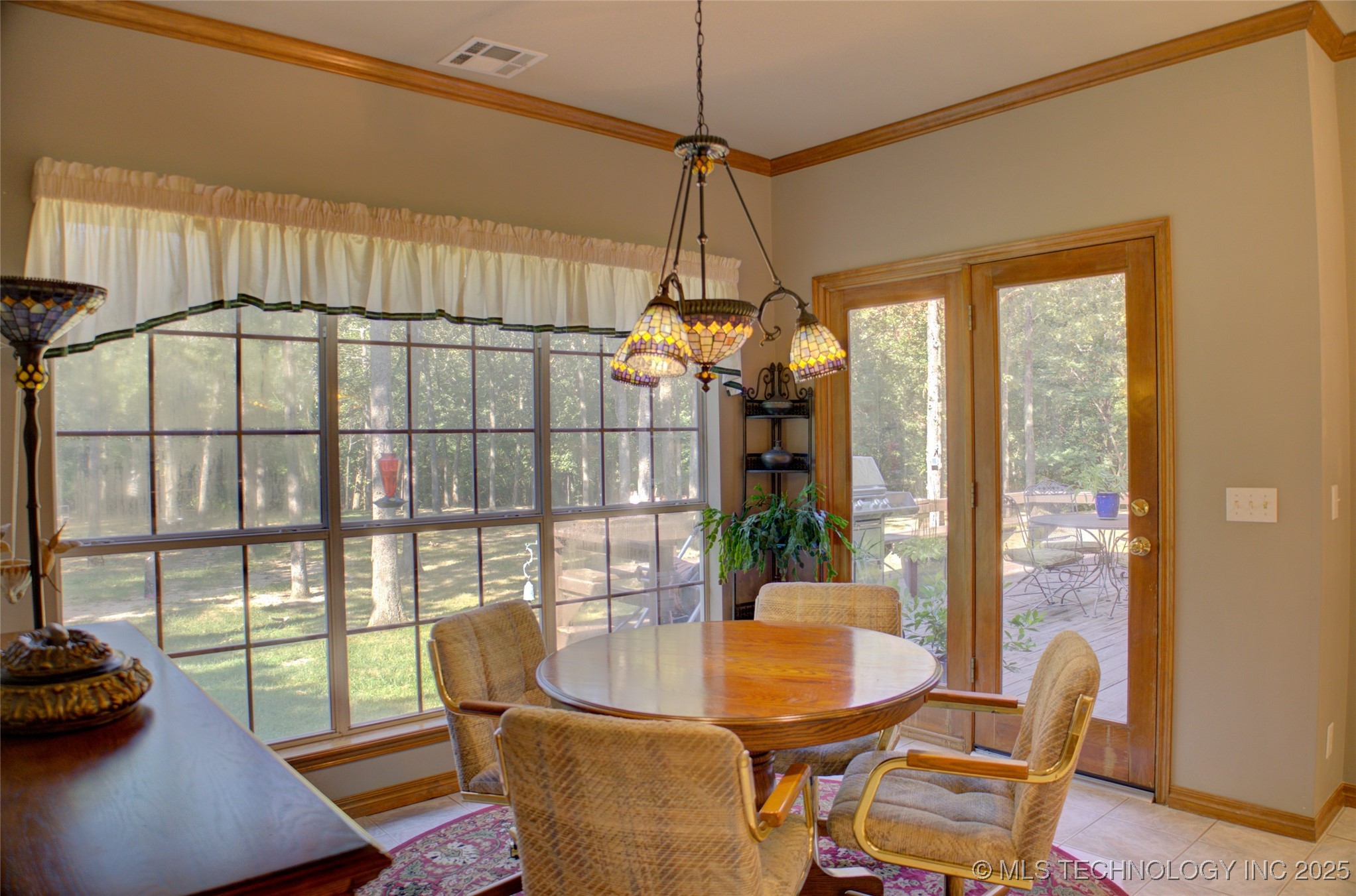 1414 N Birch Avenue Property Photo 27