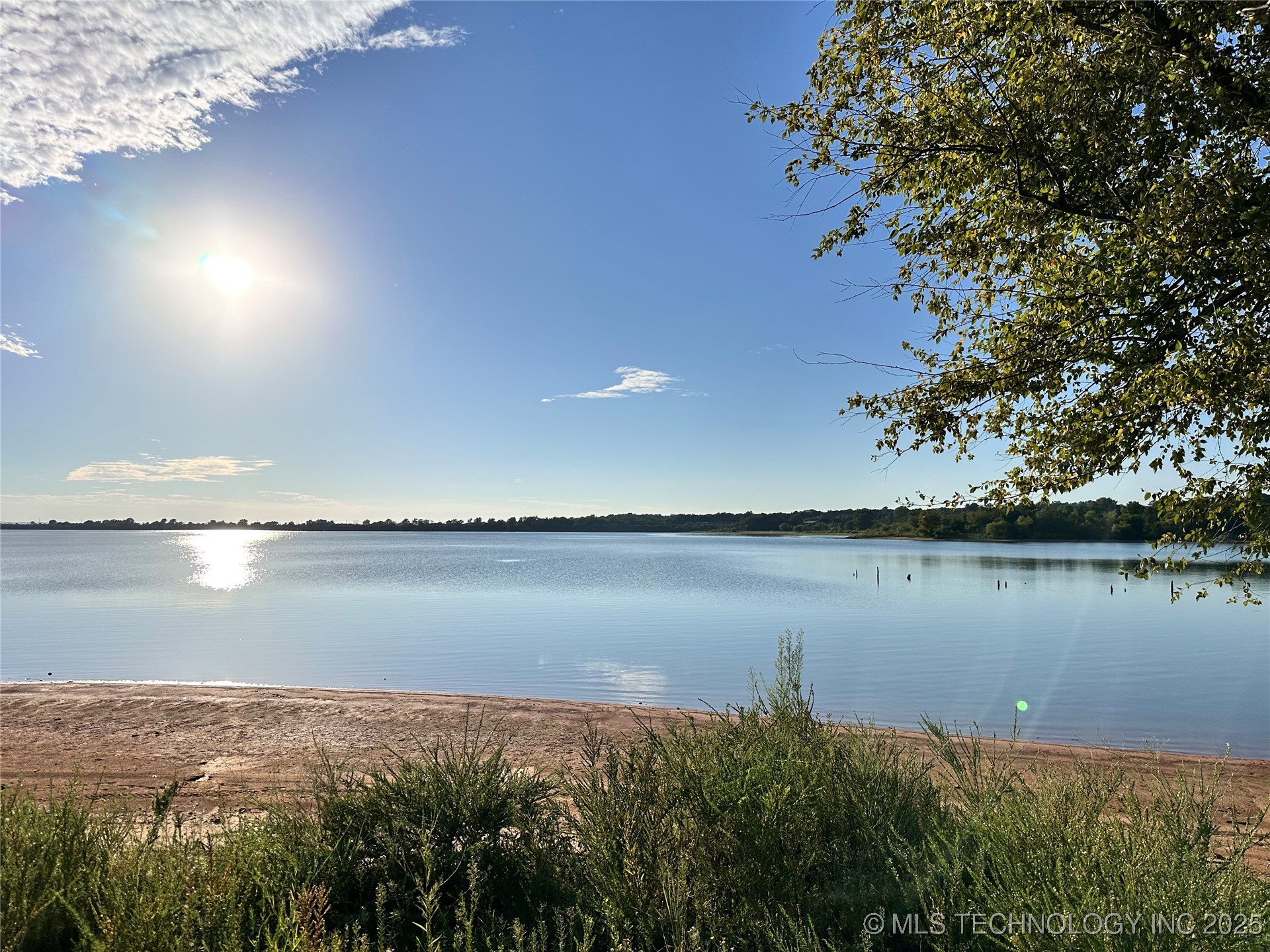 04 Meadowood Property Photo 14