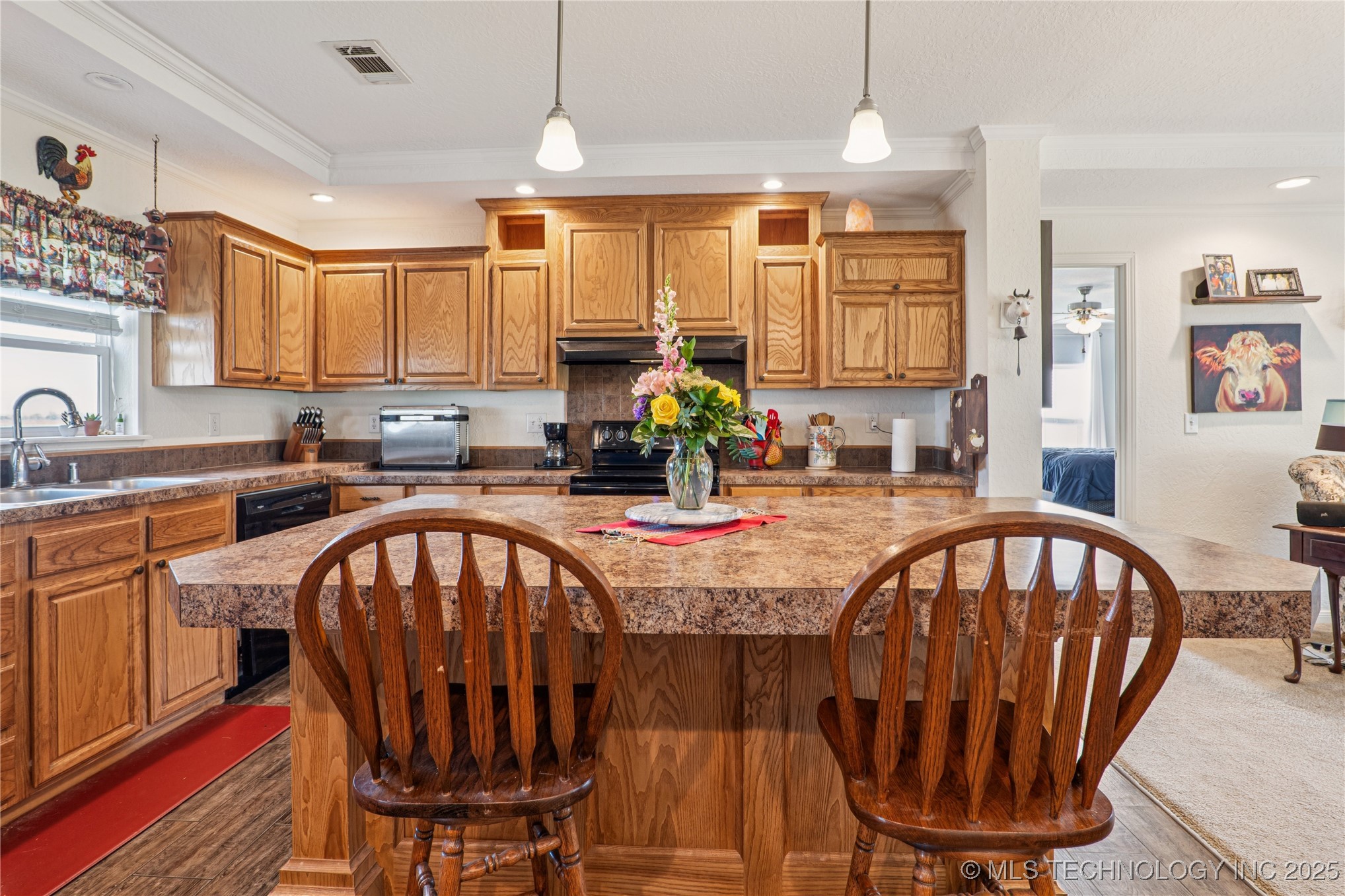 438347 E 330 Road Property Photo 11