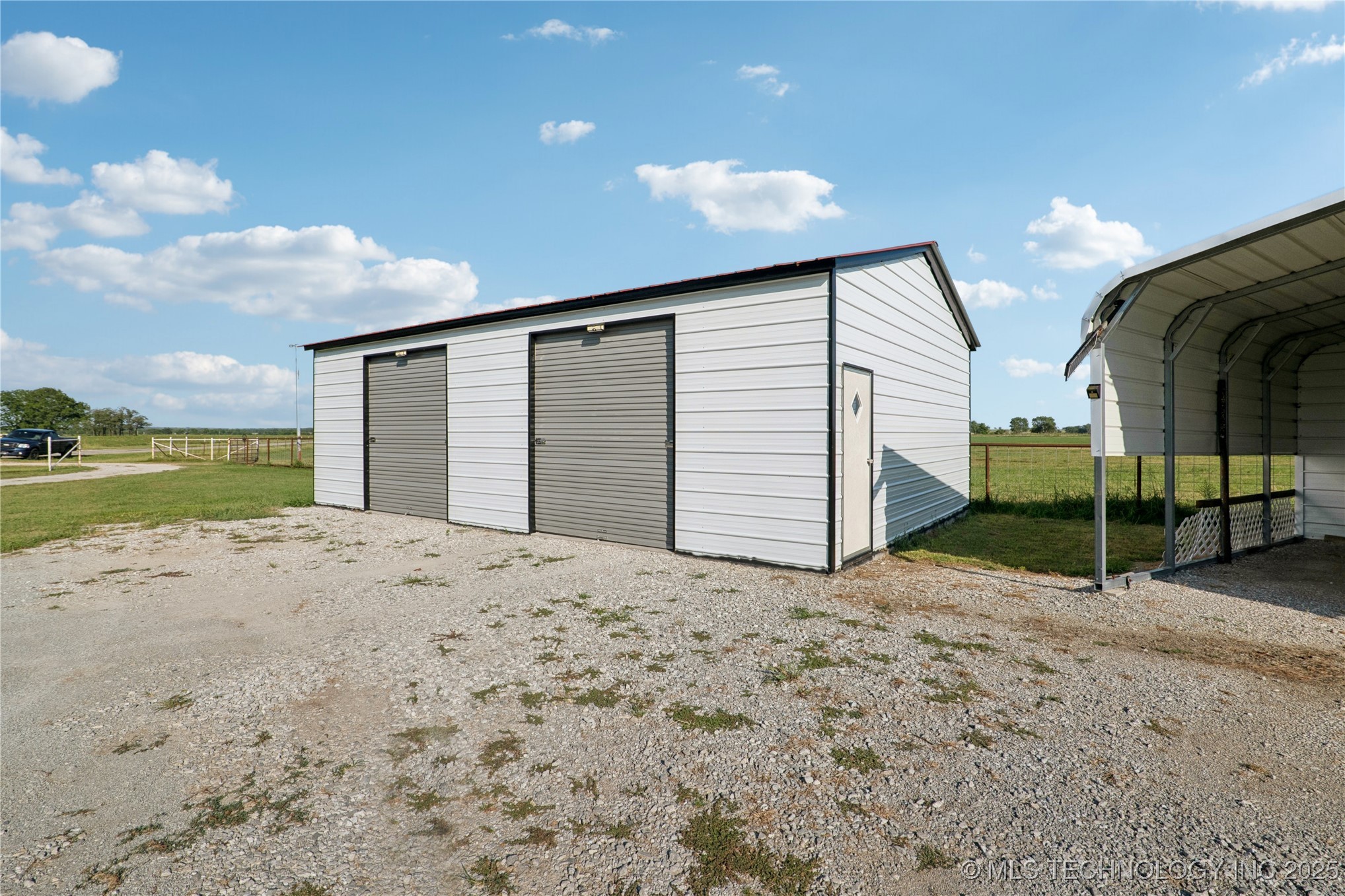 438347 E 330 Road Property Photo 27