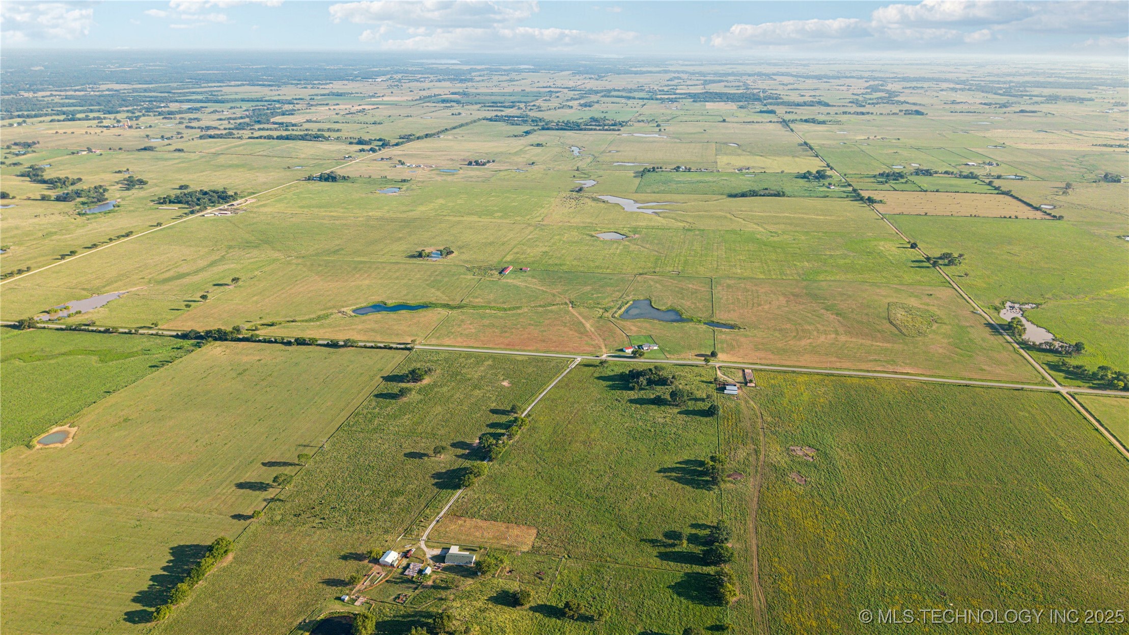 438347 E 330 Road Property Photo 36