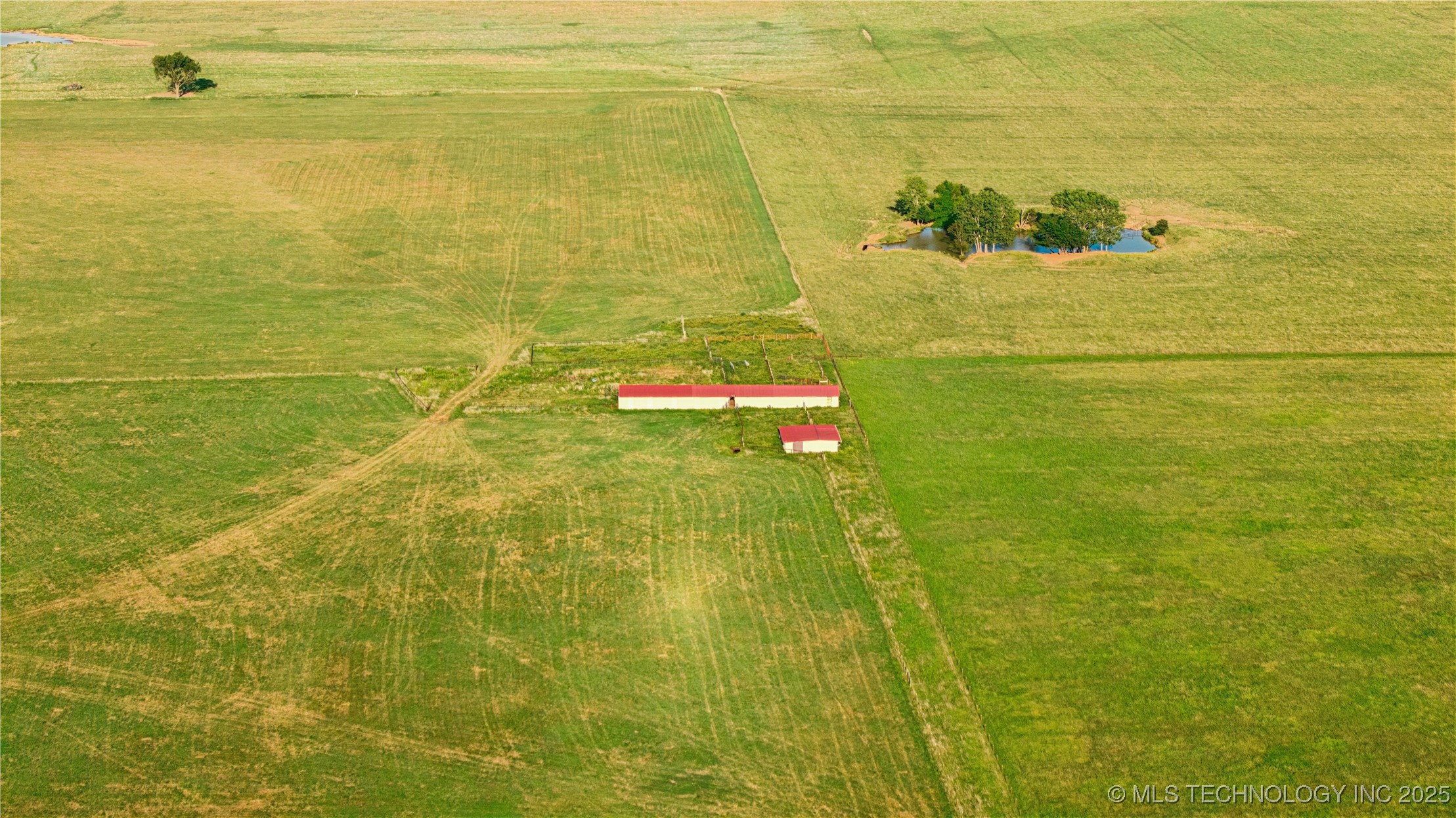 438347 E 330 Road Property Photo 41