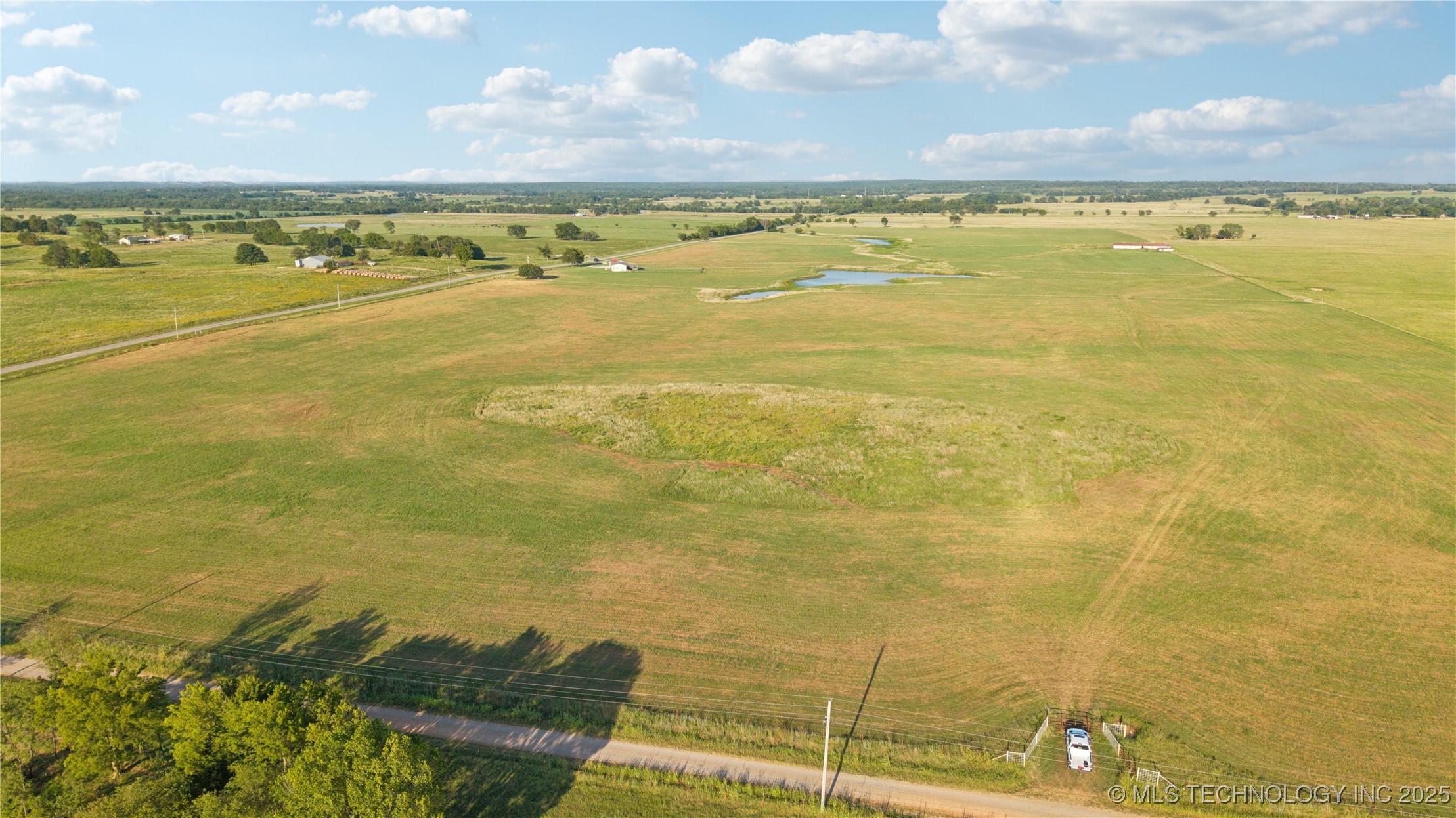 438347 E 330 Road Property Photo 44