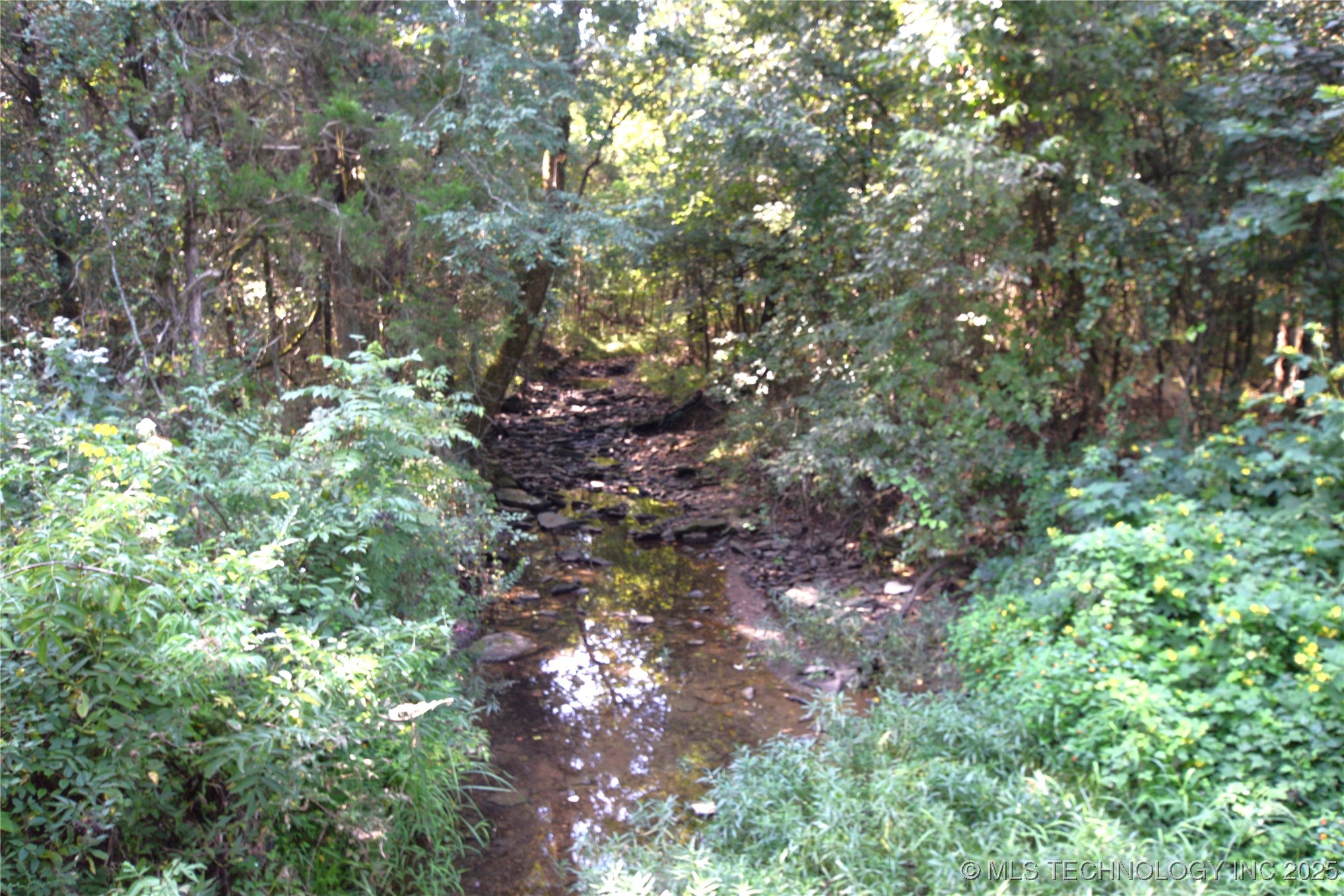 475201 E 850 Road Property Photo 2