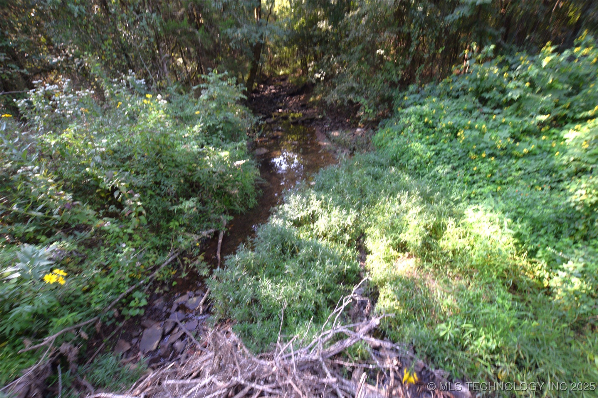 475201 E 850 Road Property Photo 9