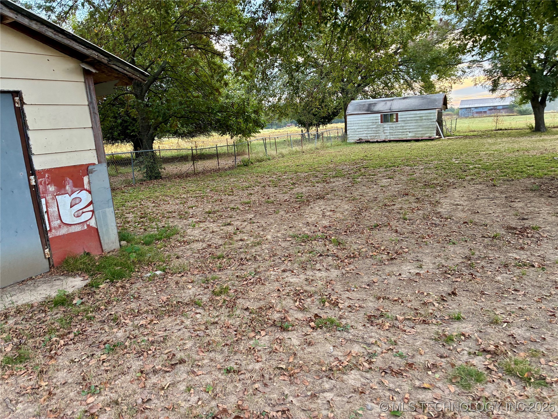 411321 E 1080 Road Property Photo 25