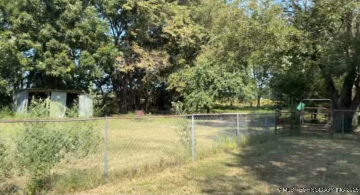 411321 E 1080 Road Property Photo 28