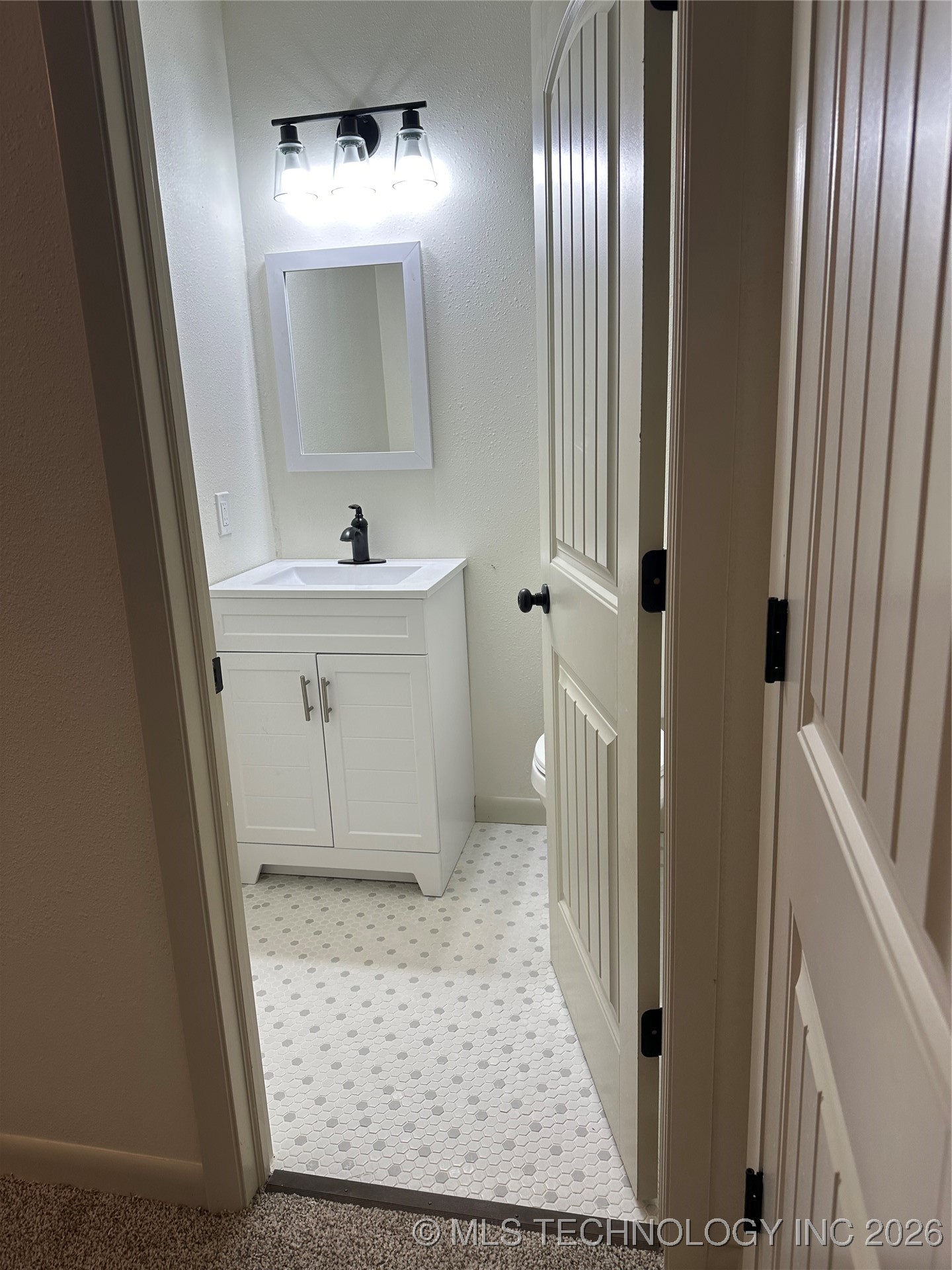 800 S 9th Property Photo 6