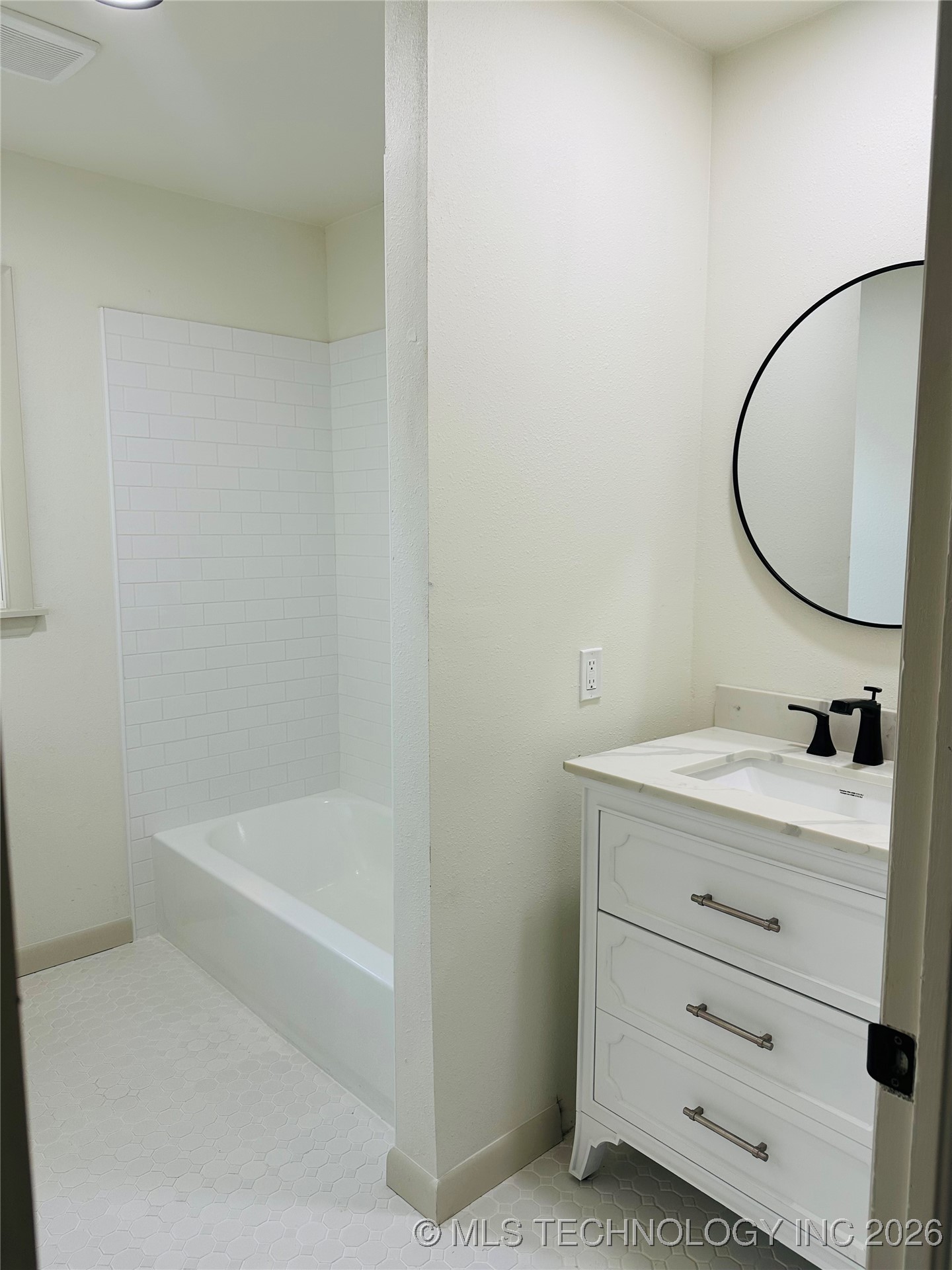 800 S 9th Property Photo 8