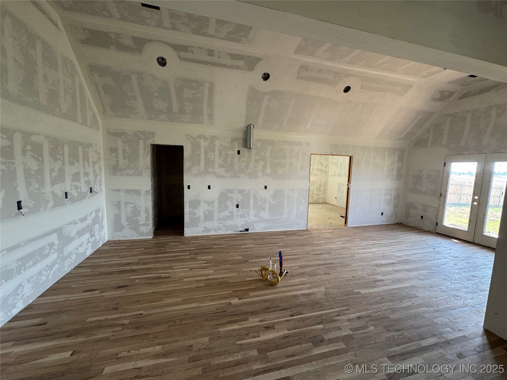 5914 E 128th Street S Property Photo 3