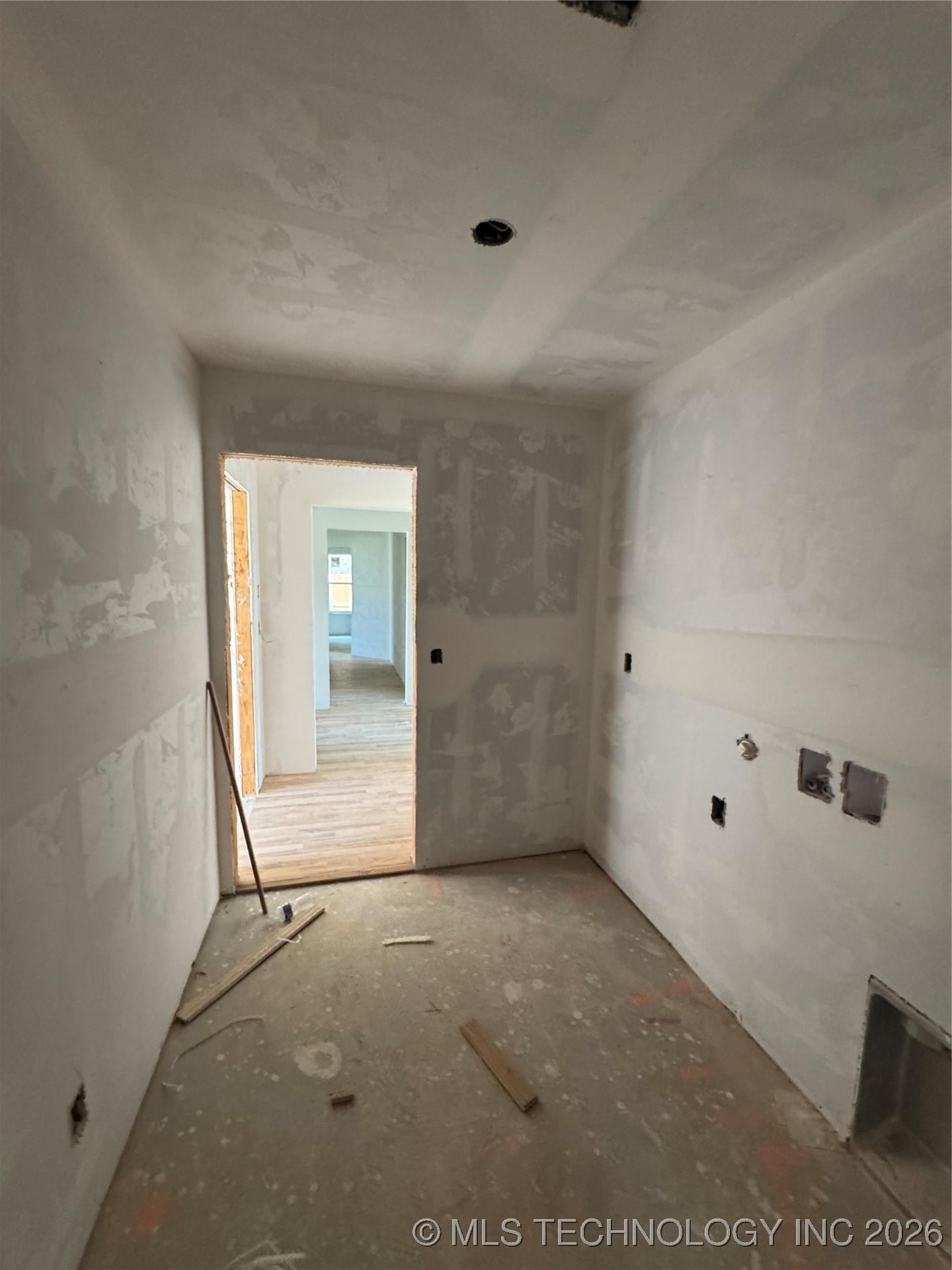 5914 E 128th Street S Property Photo 15