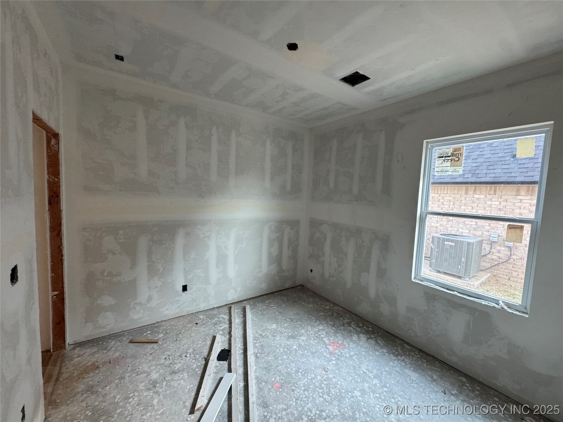 5901 E 126th Place S Property Photo 7