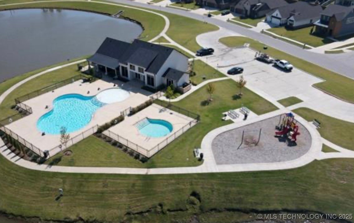 5901 E 126th Place S Property Photo 20