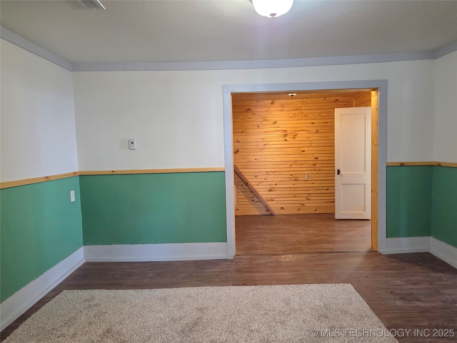 1280 Collyge Avenue Property Photo 12