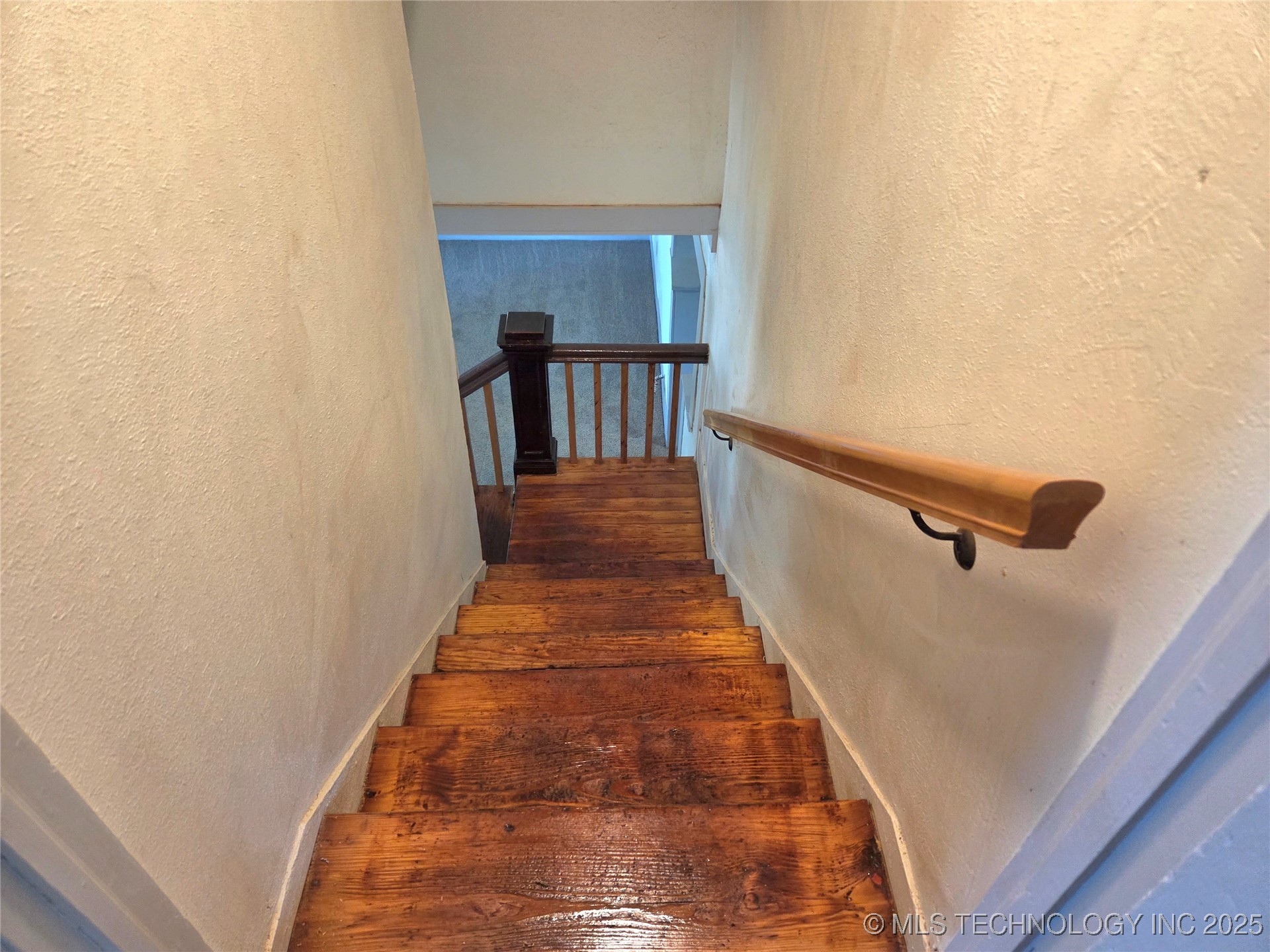 1280 Collyge Avenue Property Photo 40