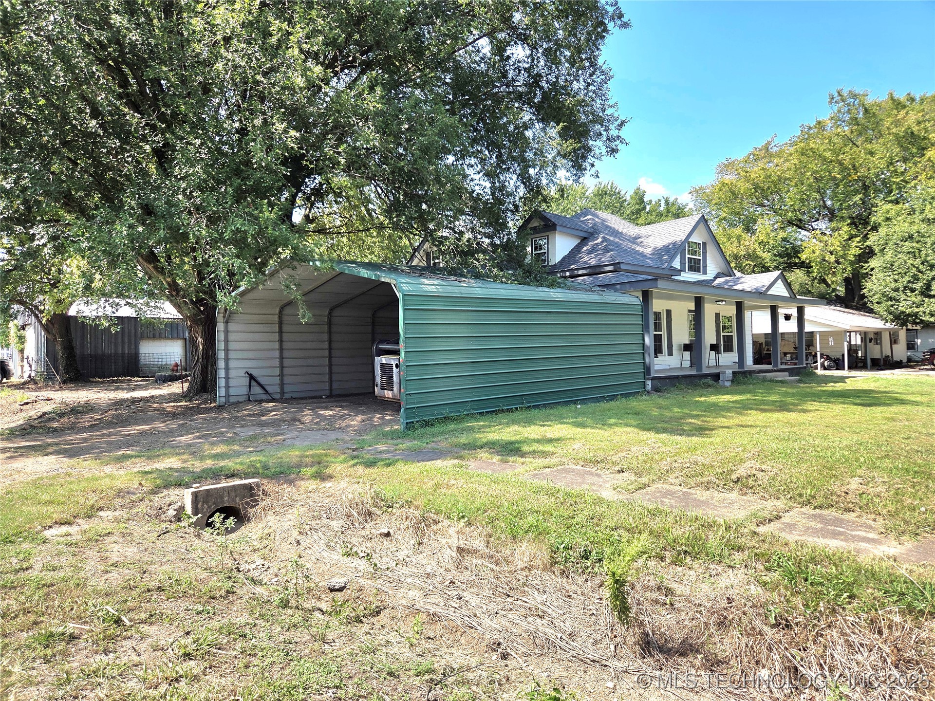 1280 Collyge Avenue Property Photo 61