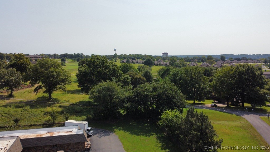 56701 E 310th Road 702 Property Photo 9