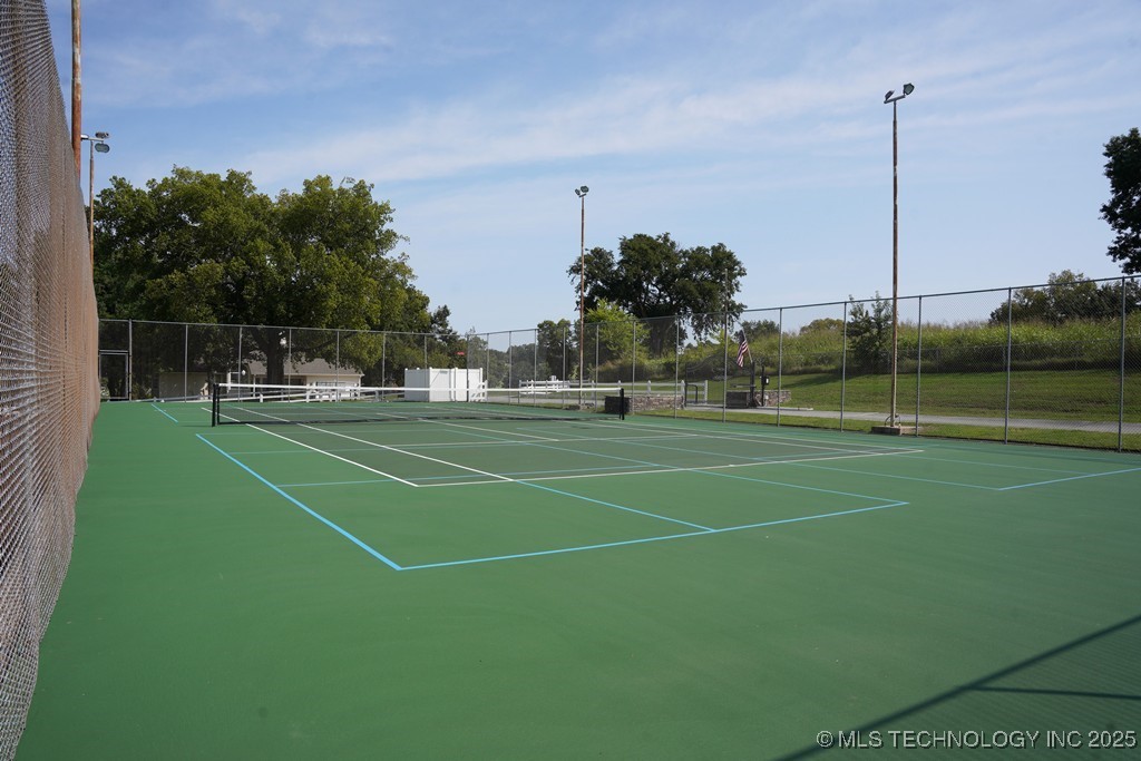 56701 E 310th Road 702 Property Photo 18