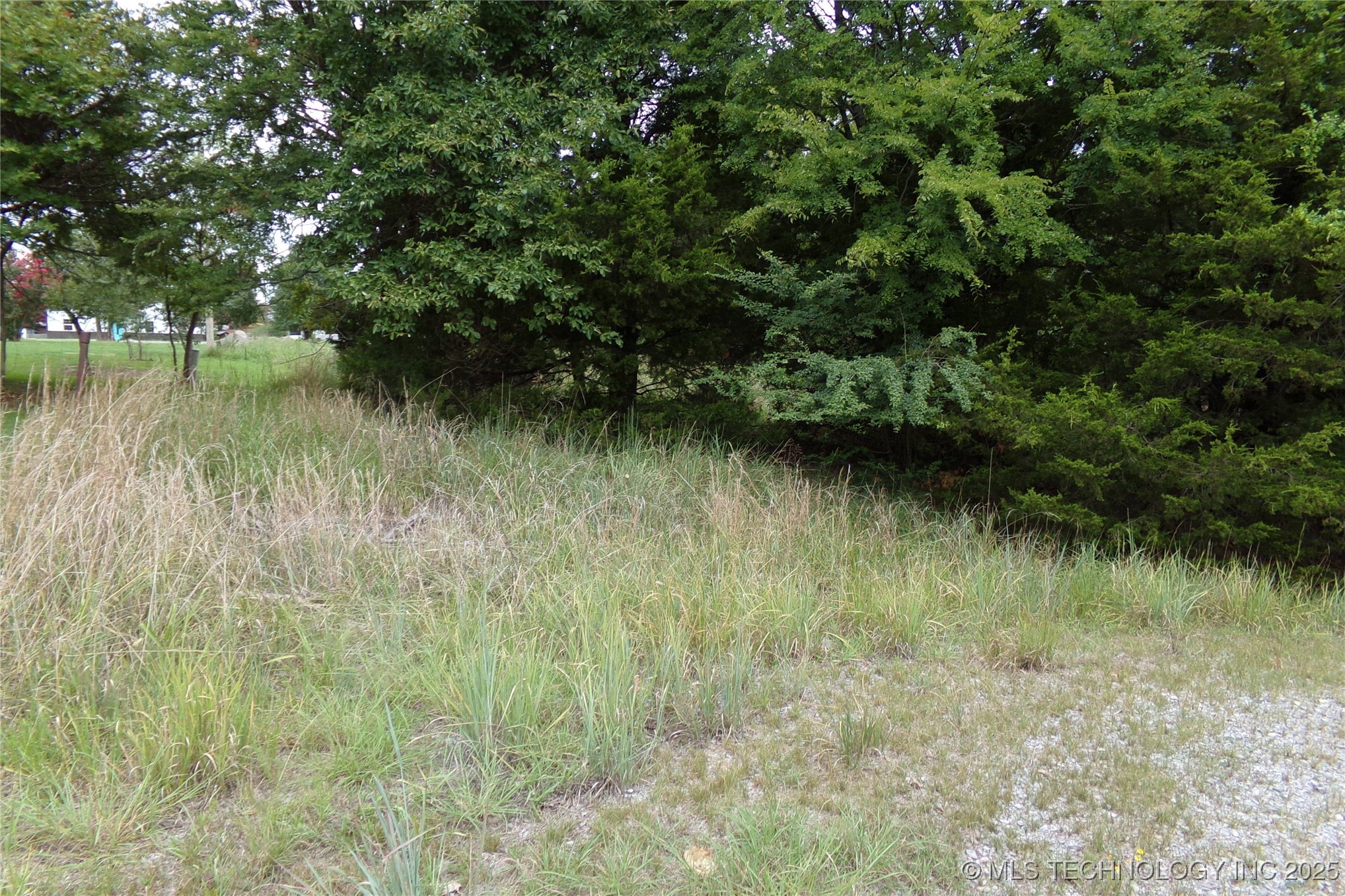 85 N Erie Property Photo 2