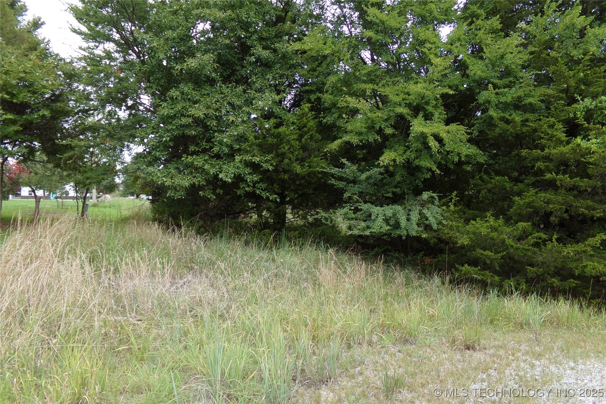 85 N Erie Property Photo 3