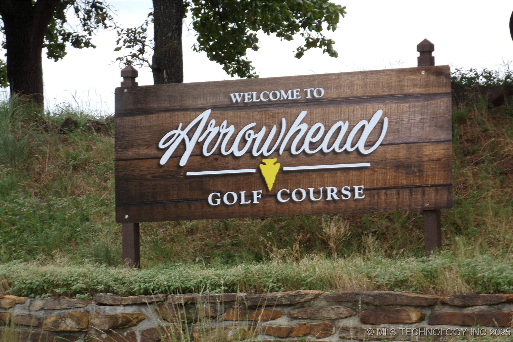 85 N Erie Property Photo 8