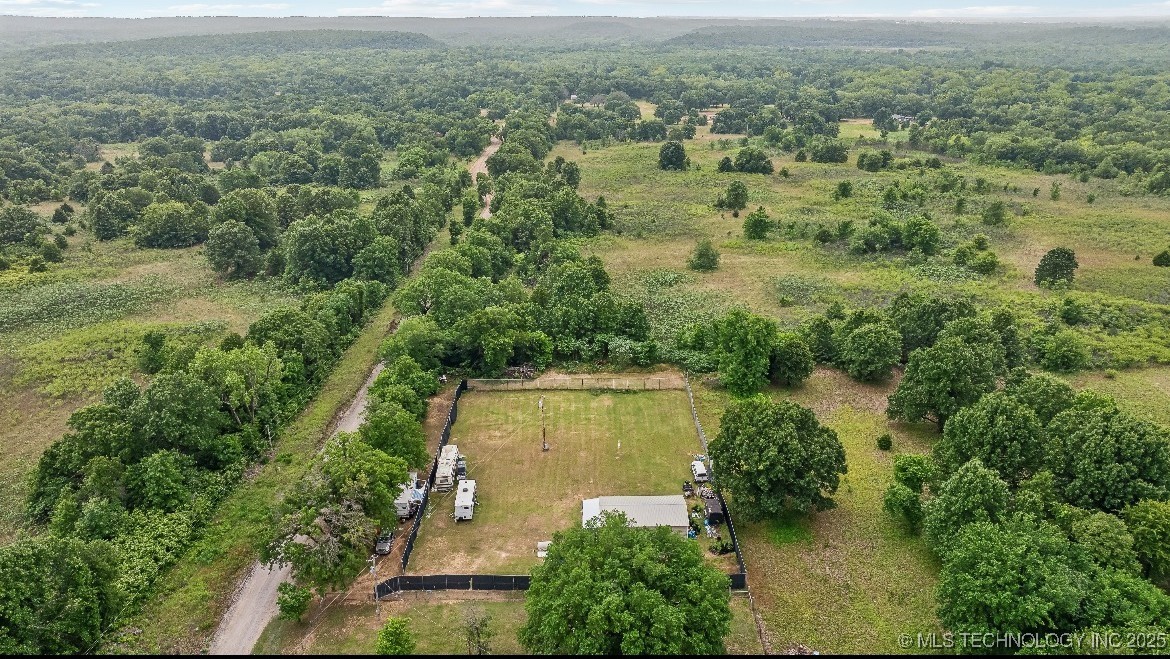 12085 N 160th Road Property Photo 2