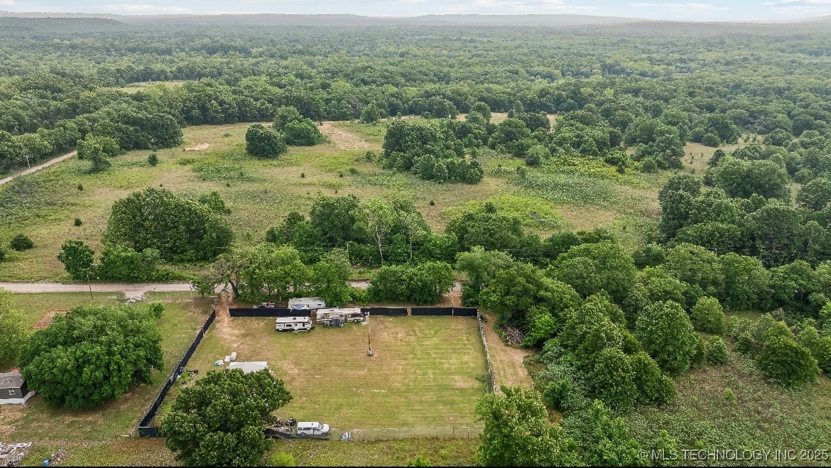 12085 N 160th Road Property Photo 3