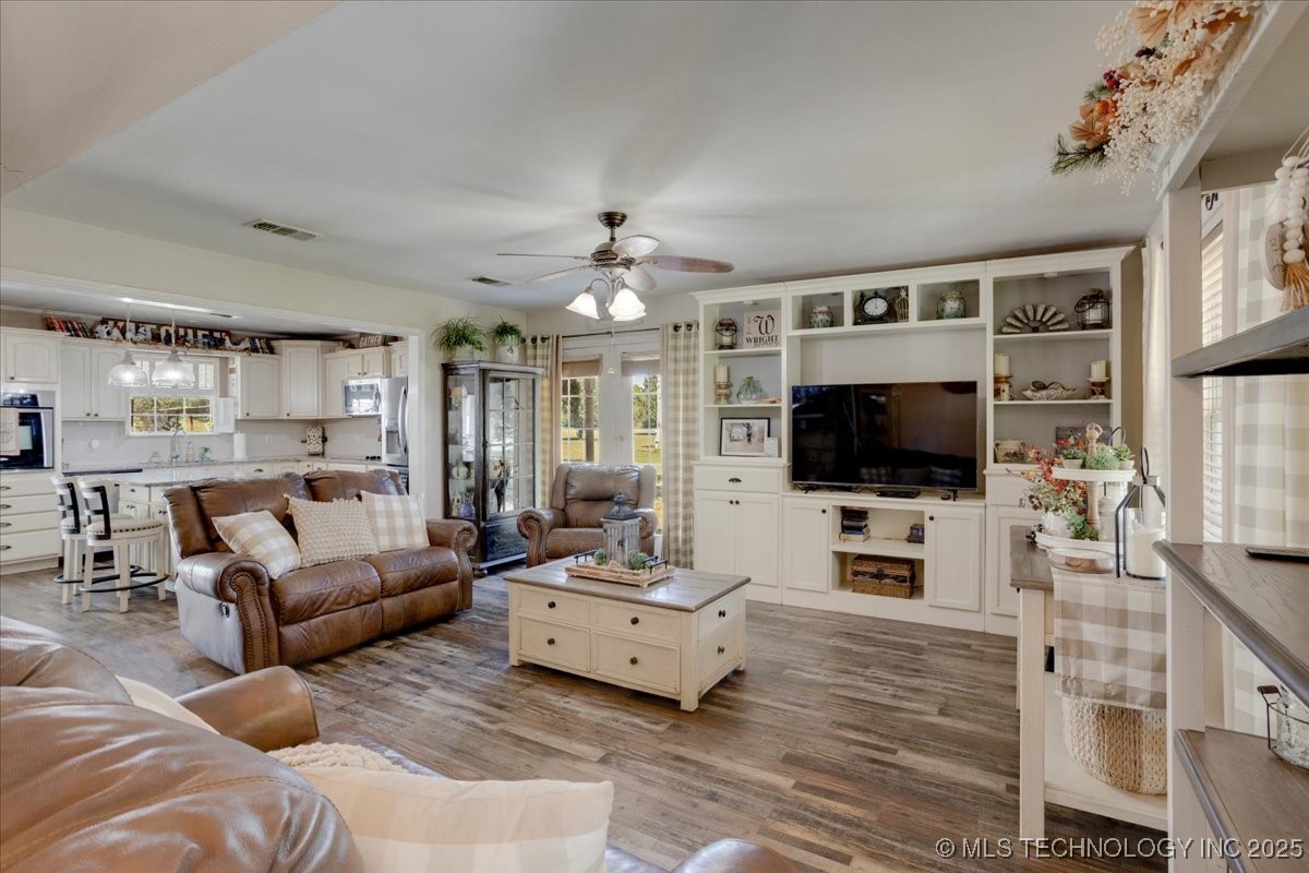 798 S Lone Oak Road Property Photo 15