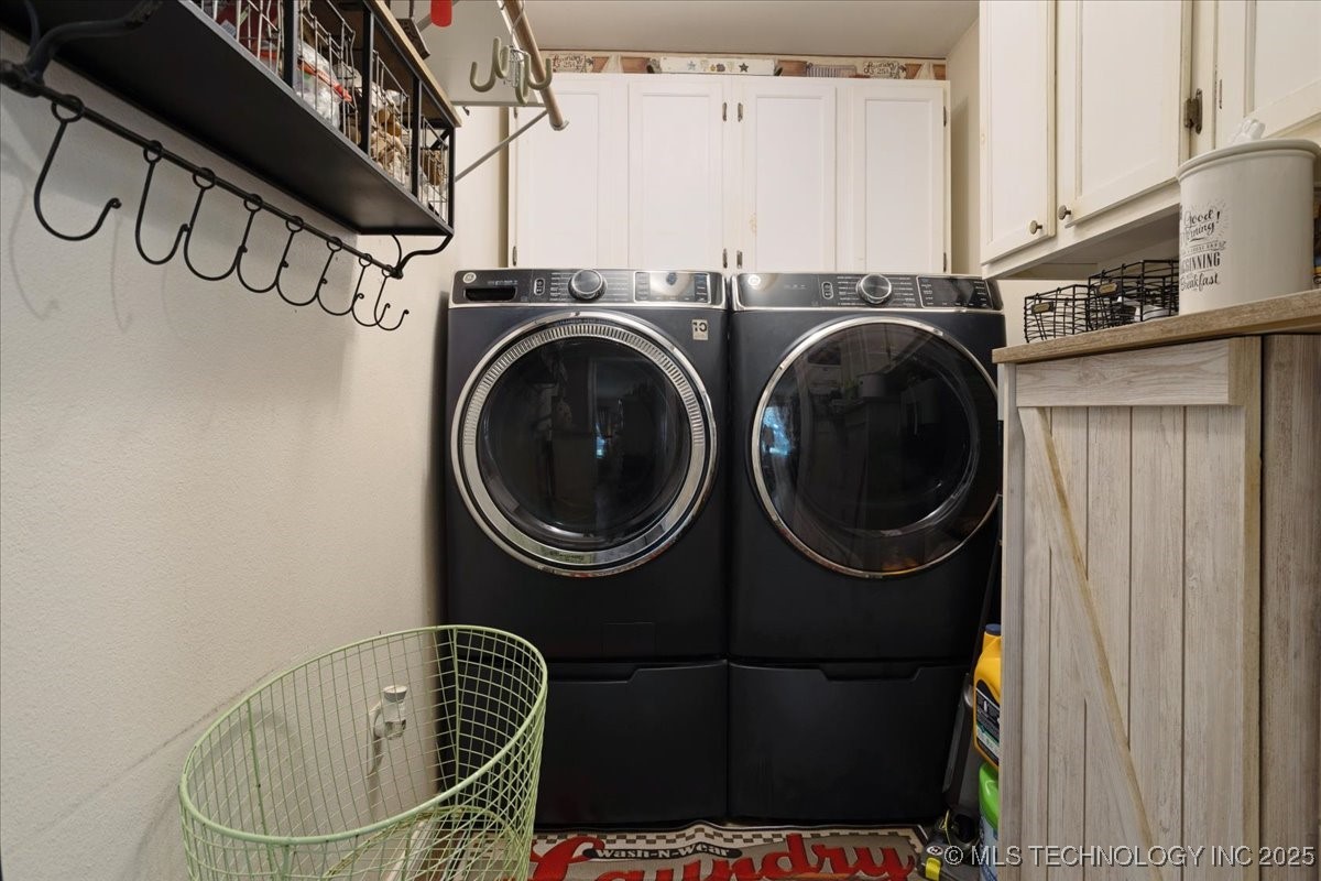 798 S Lone Oak Road Property Photo 23