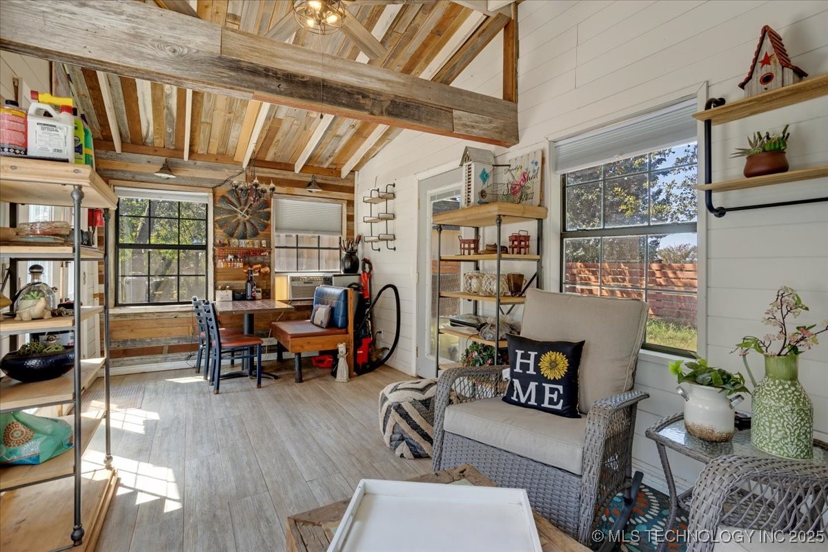 798 S Lone Oak Road Property Photo 36