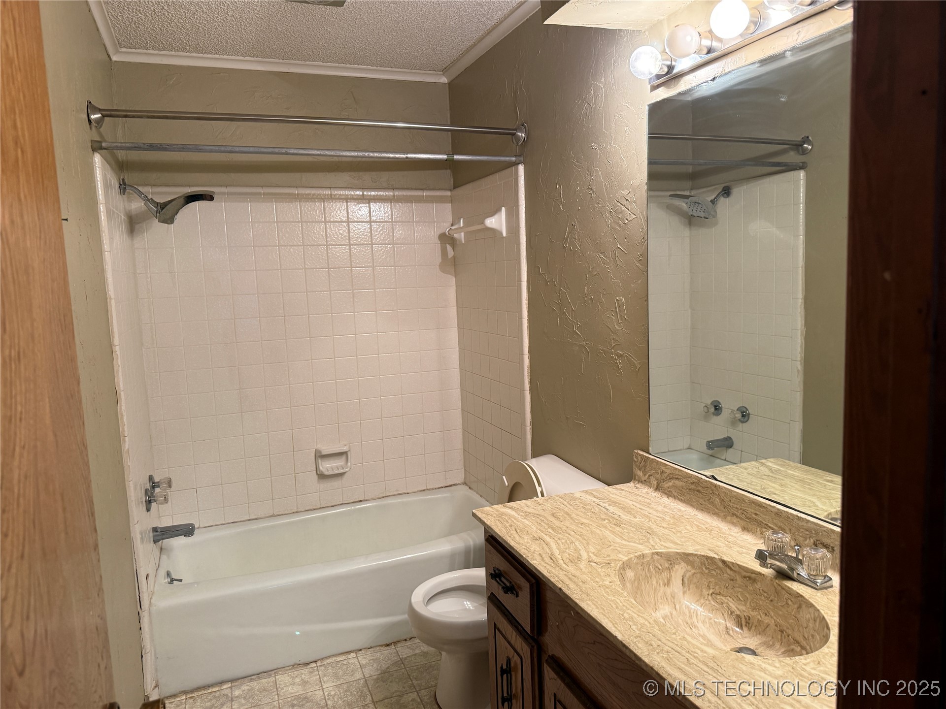 1319 Brookhaven Property Photo 17