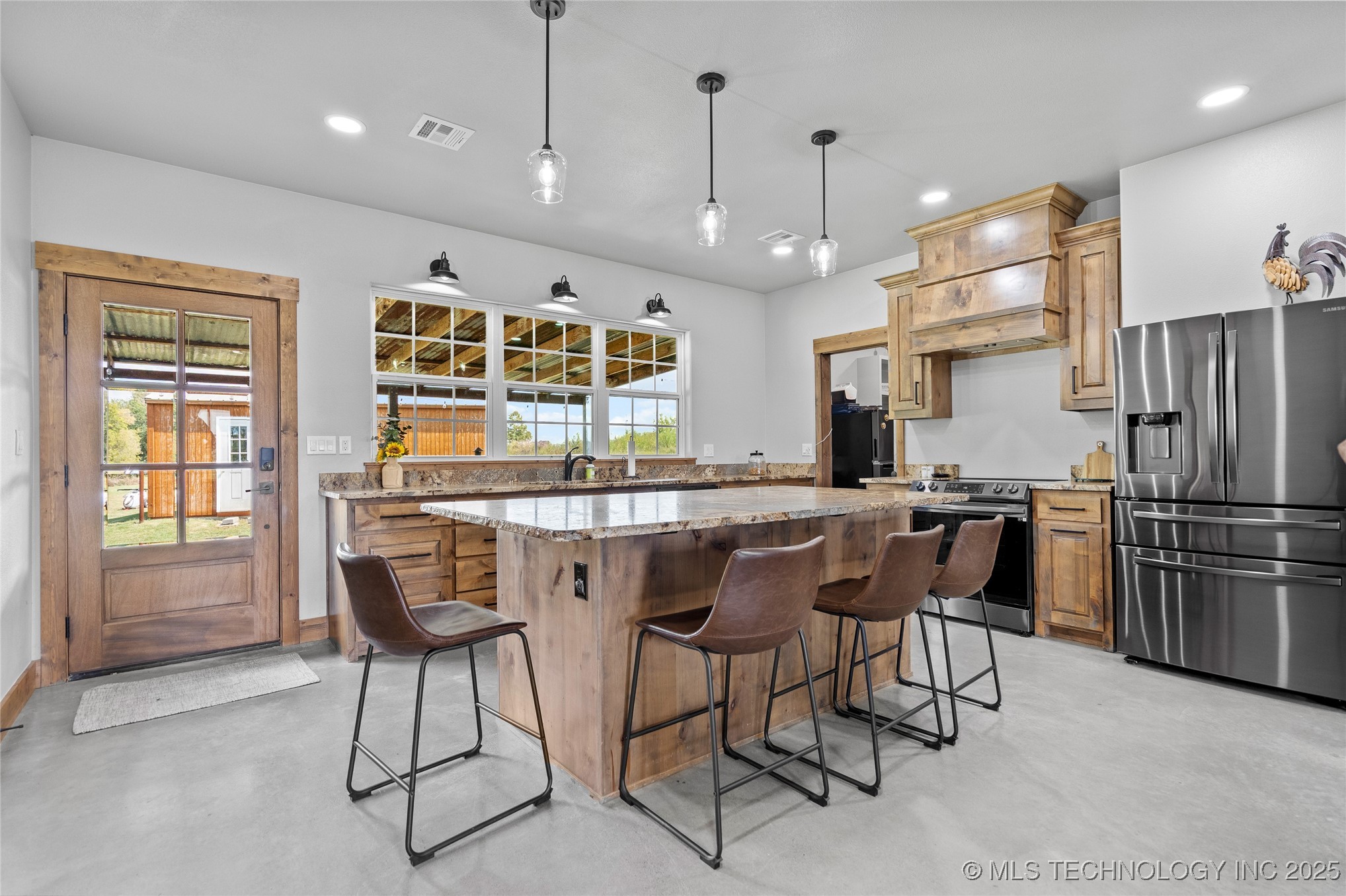 8147 Us Highway 77 Property Photo 7