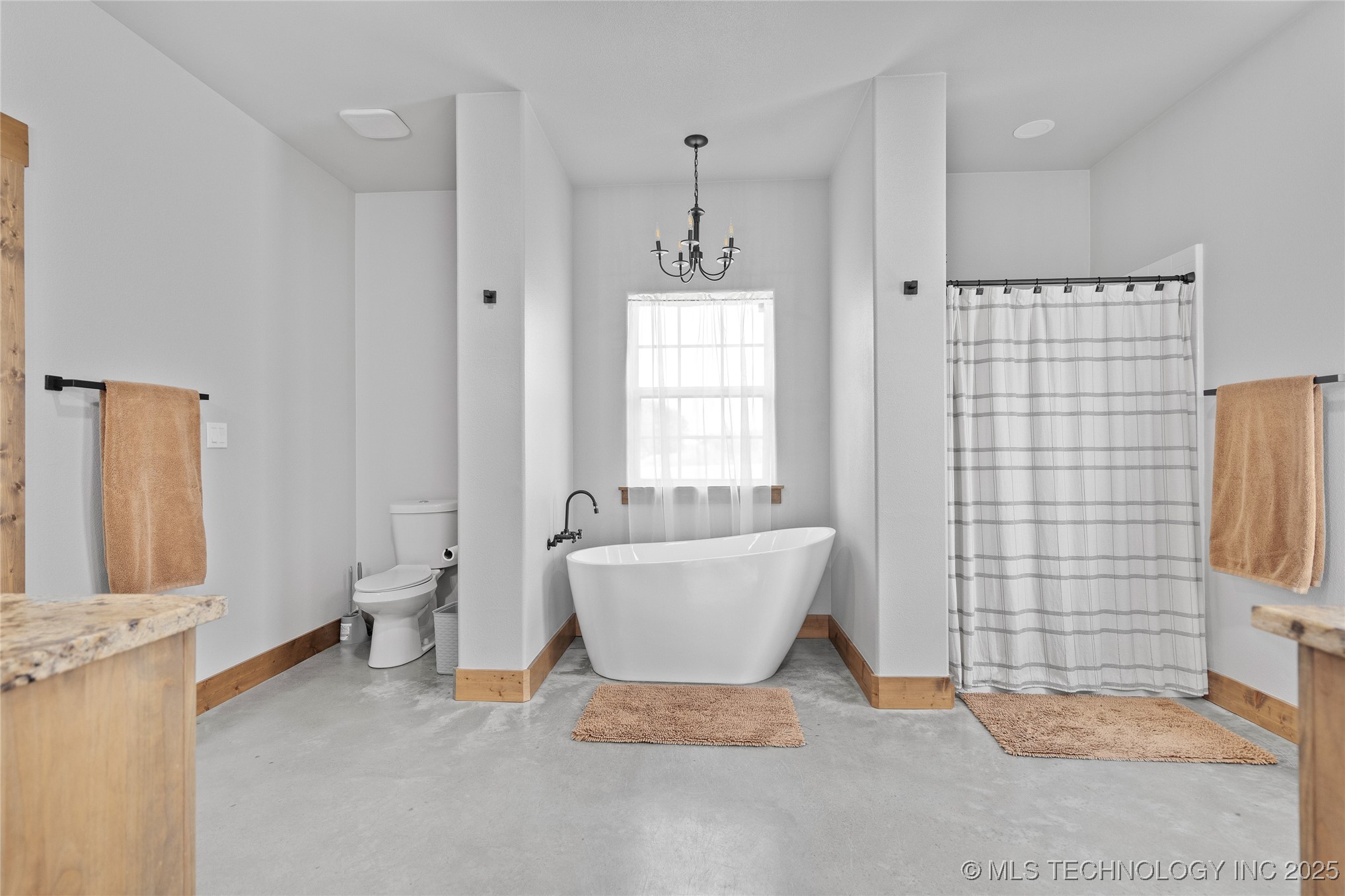 8147 Us Highway 77 Property Photo 15