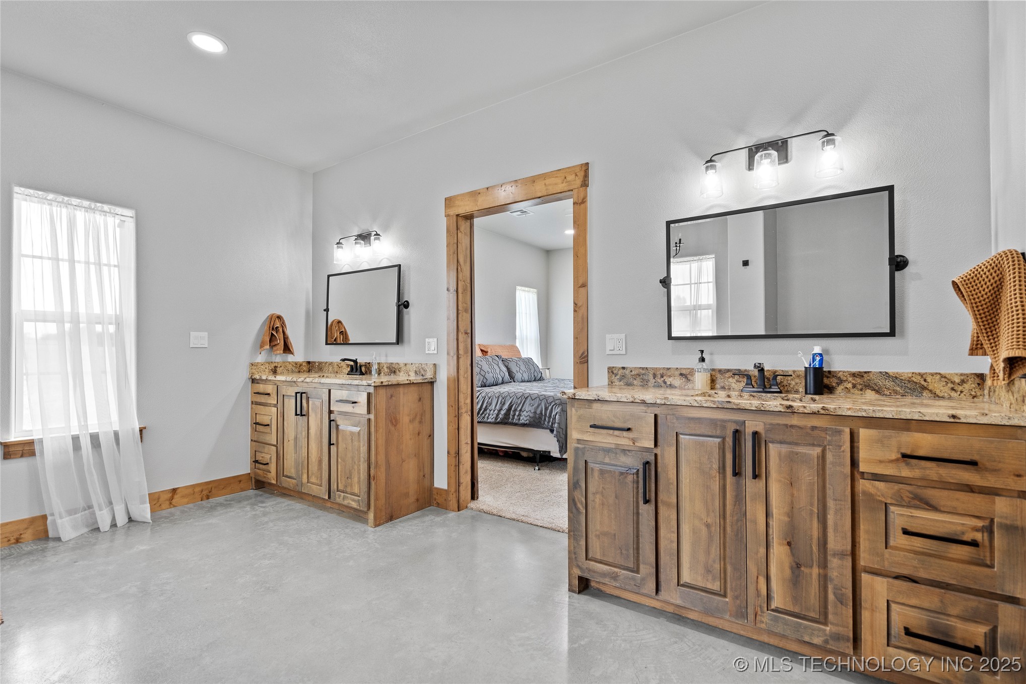 8147 Us Highway 77 Property Photo 16