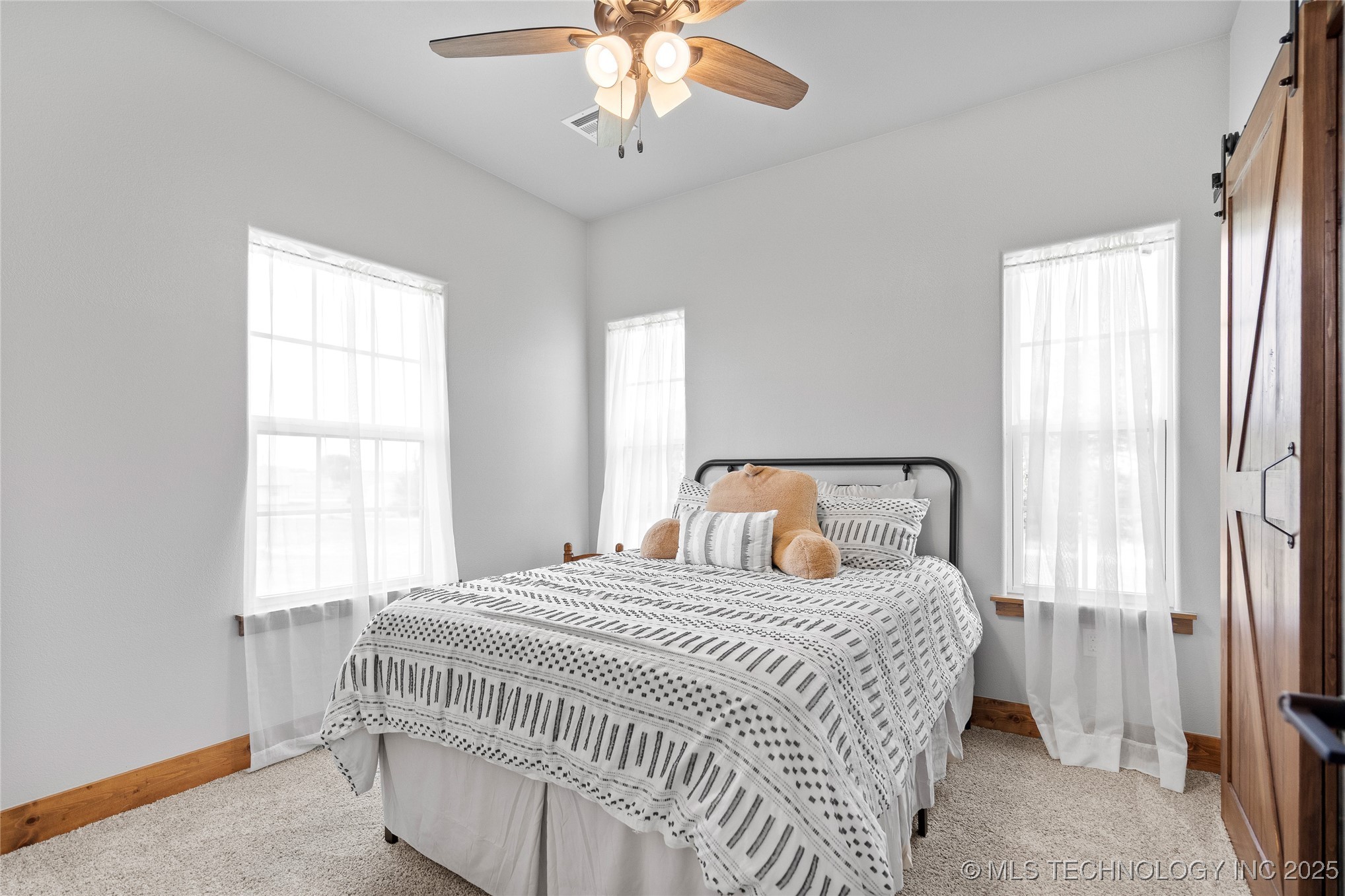 8147 Us Highway 77 Property Photo 25