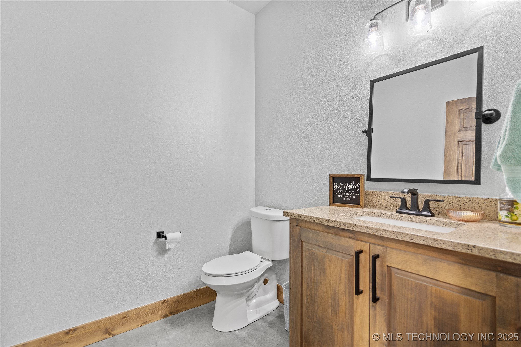 8147 Us Highway 77 Property Photo 28