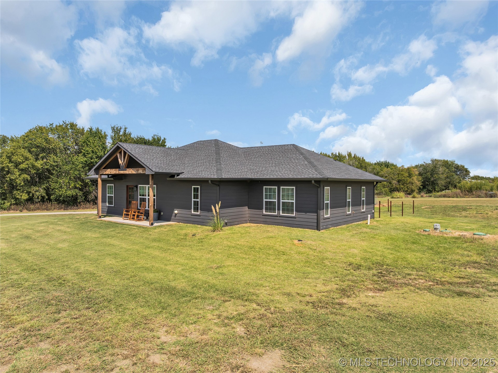 8147 Us Highway 77 Property Photo 31