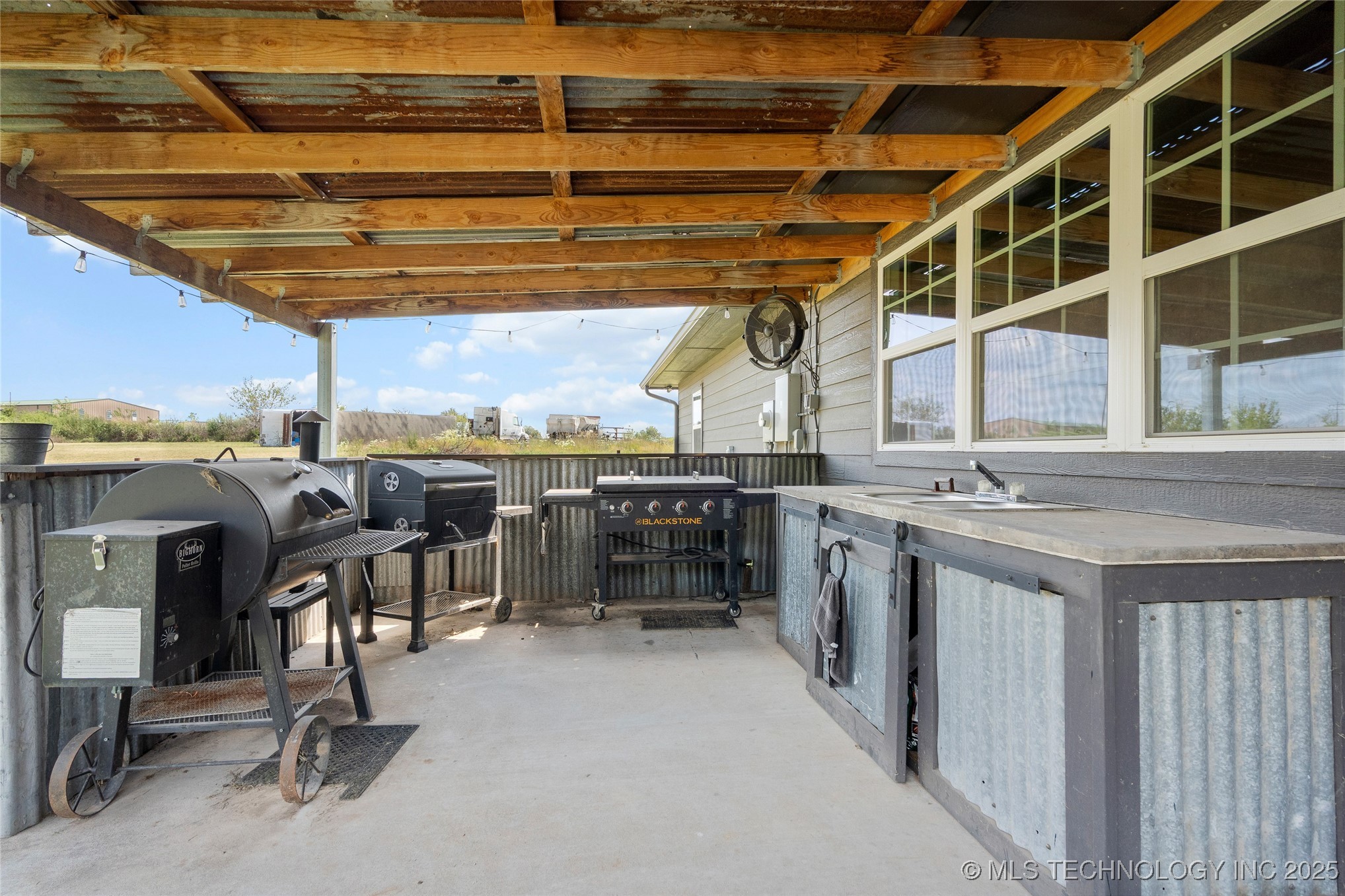 8147 Us Highway 77 Property Photo 33