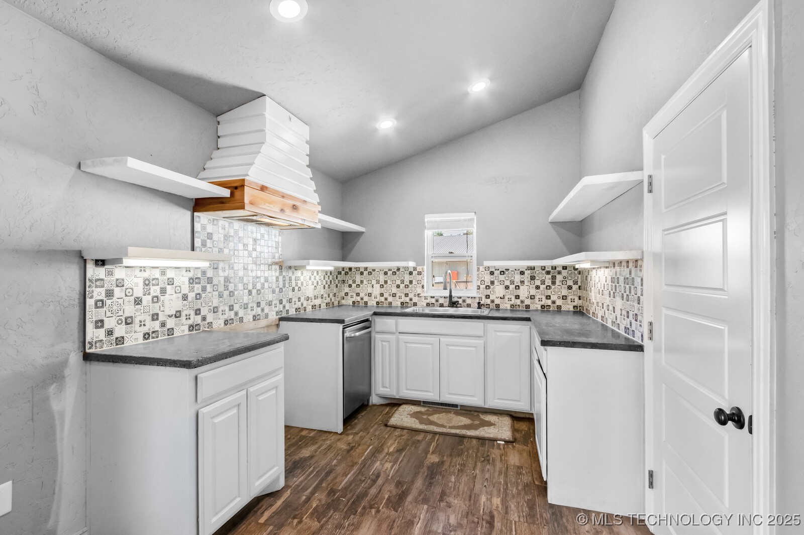 81134 S 4720 Road Property Photo 12