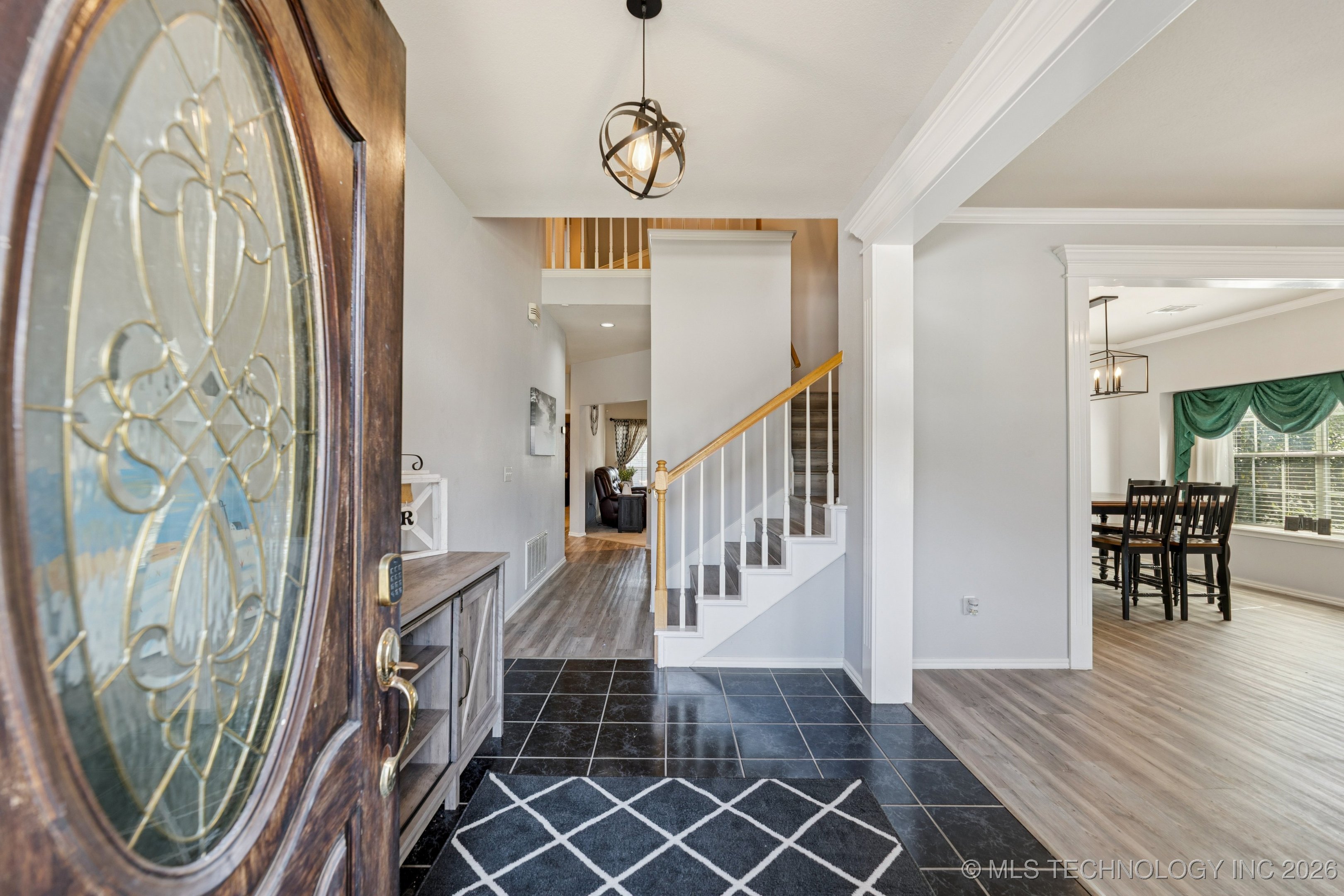 905 N Butternut Avenue N Property Photo 2