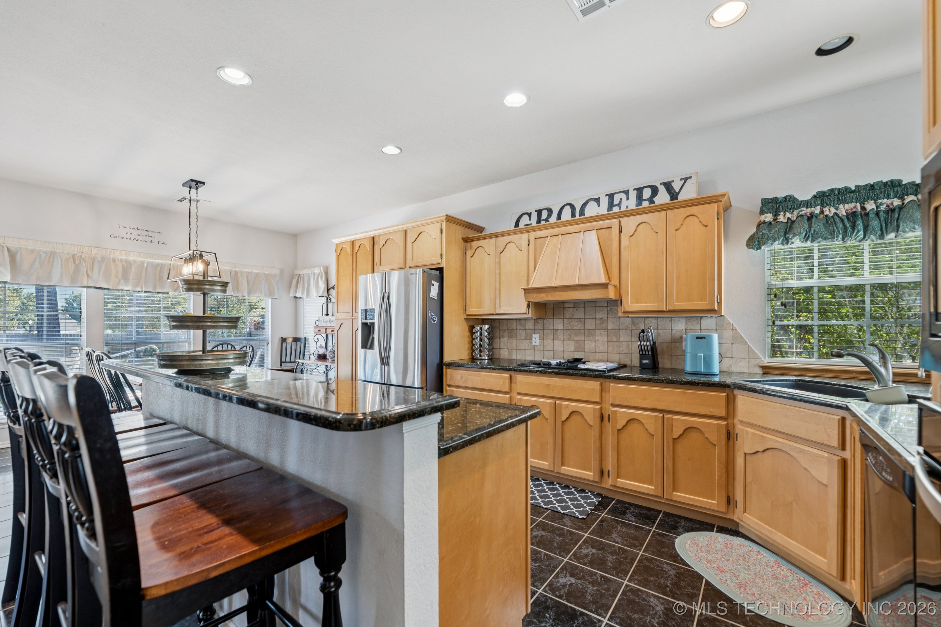 905 N Butternut Avenue N Property Photo 10