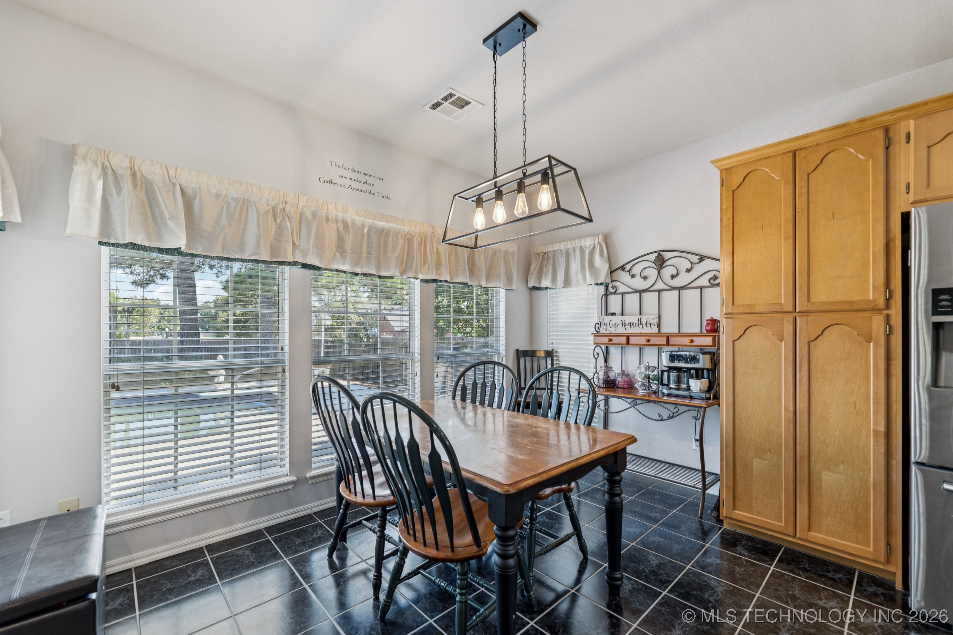 905 N Butternut Avenue N Property Photo 11