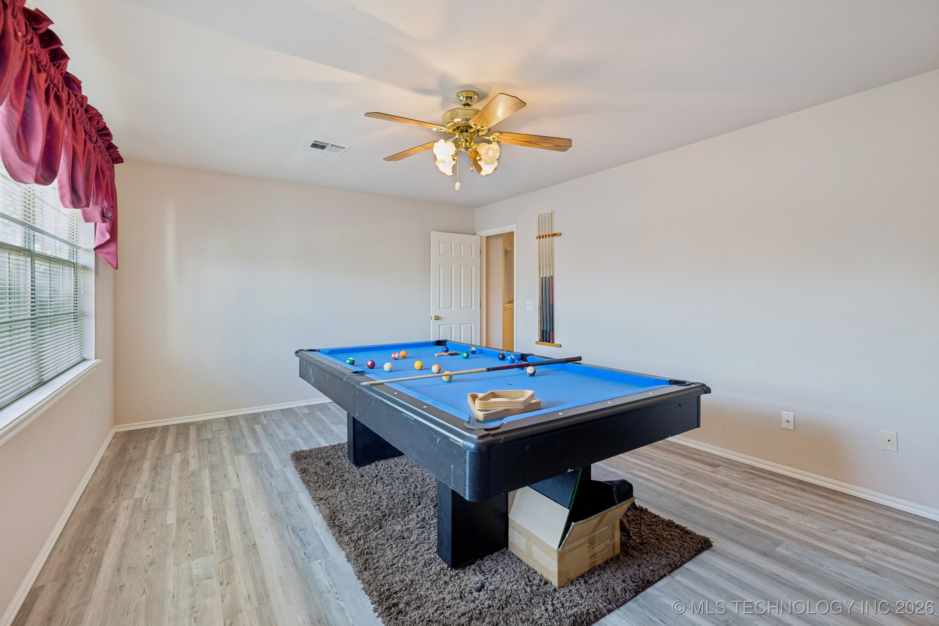 905 N Butternut Avenue N Property Photo 18