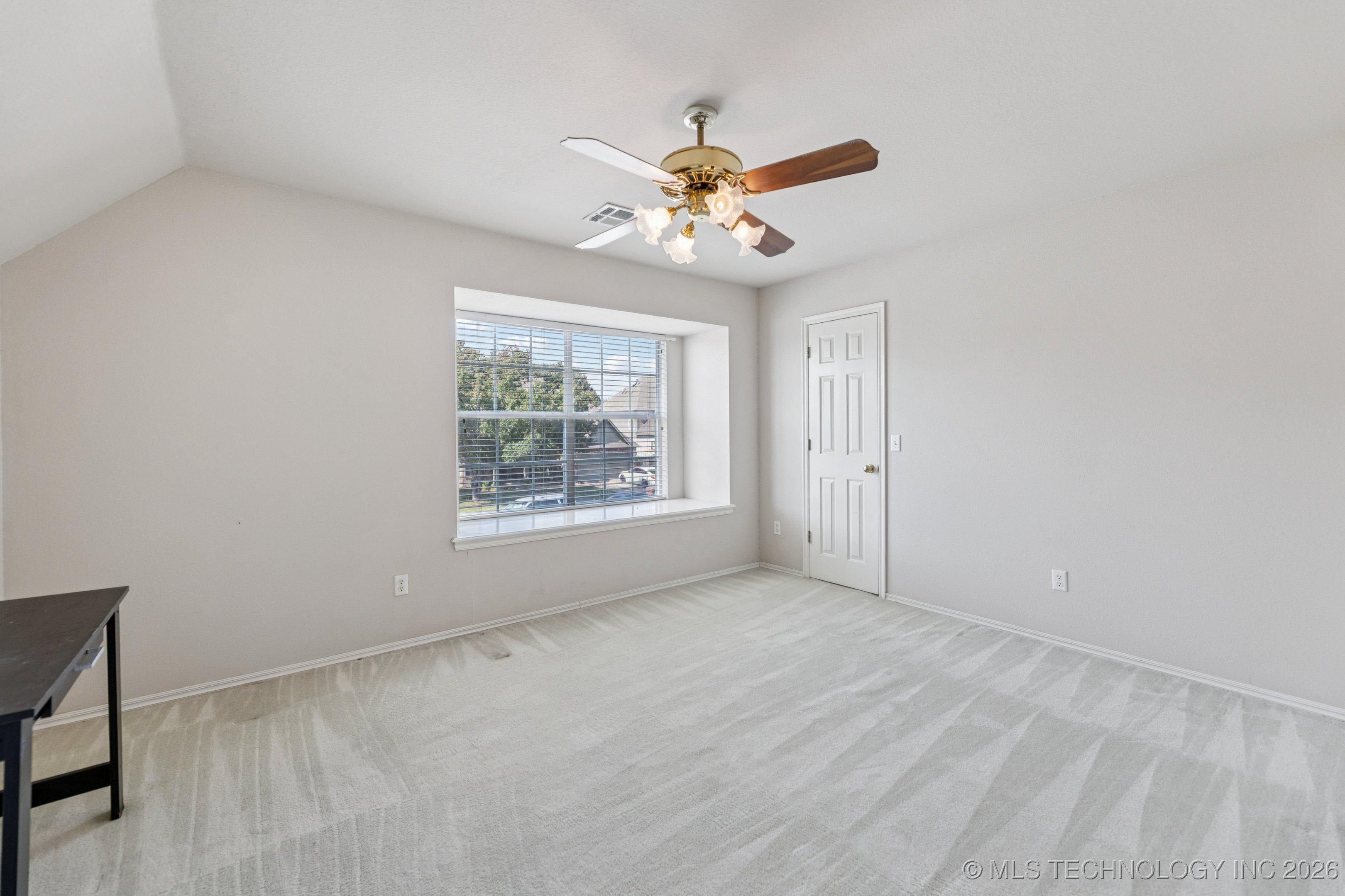 905 N Butternut Avenue N Property Photo 22