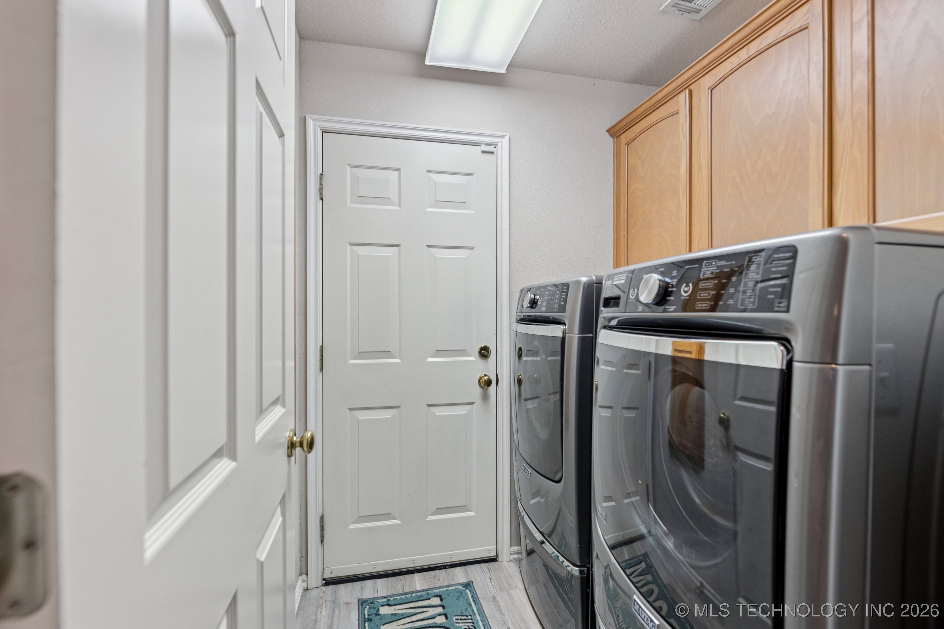 905 N Butternut Avenue N Property Photo 26