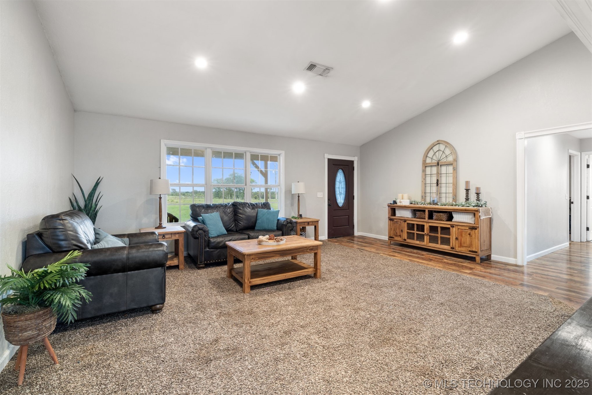 1180 N 4430 Road Property Photo 10