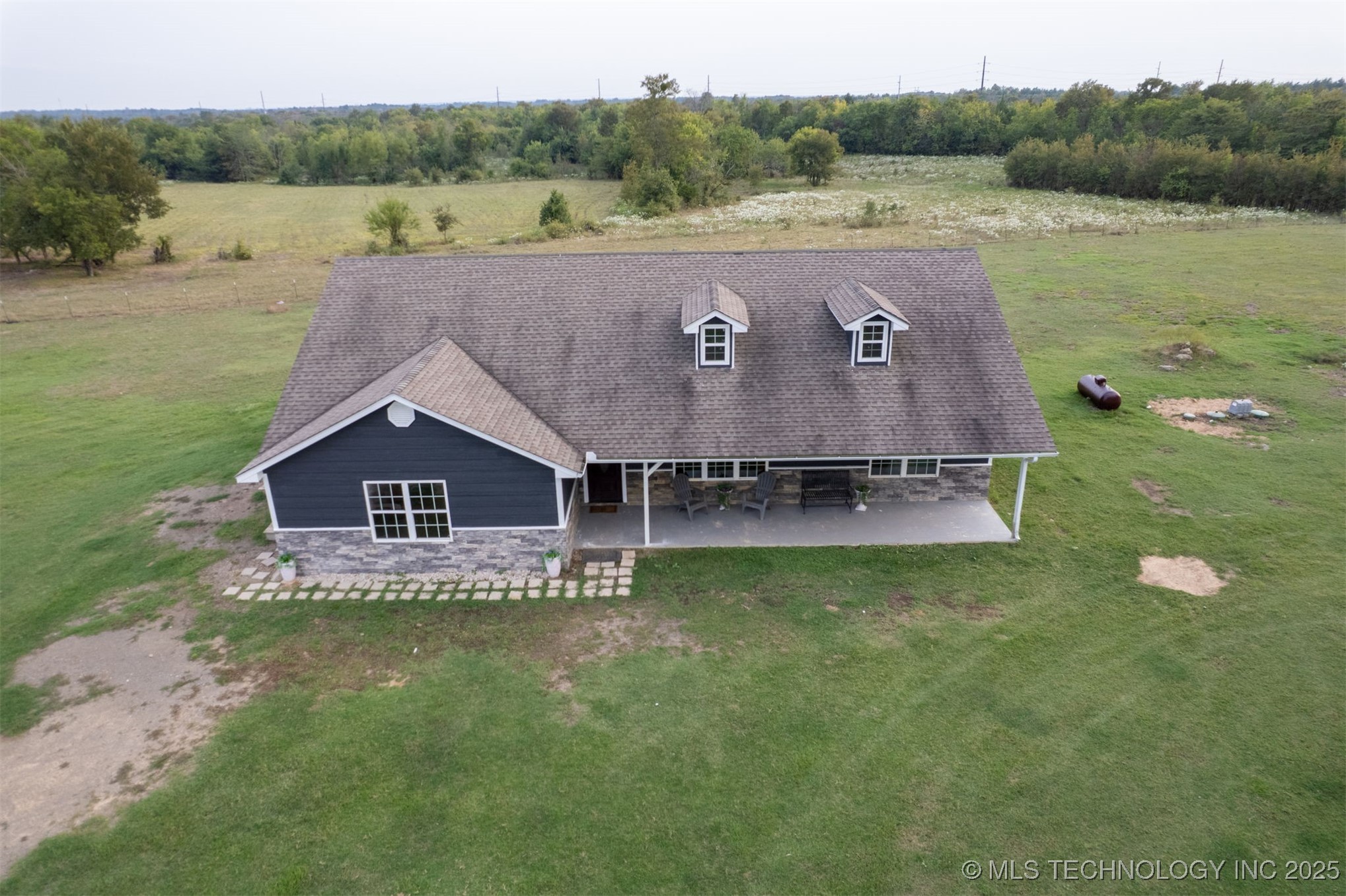 1180 N 4430 Road Property Photo 32