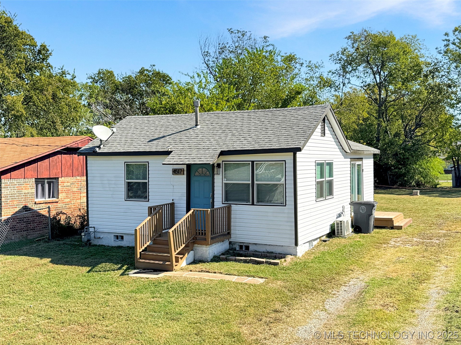 4517 S Waco Avenue Property Photo 1