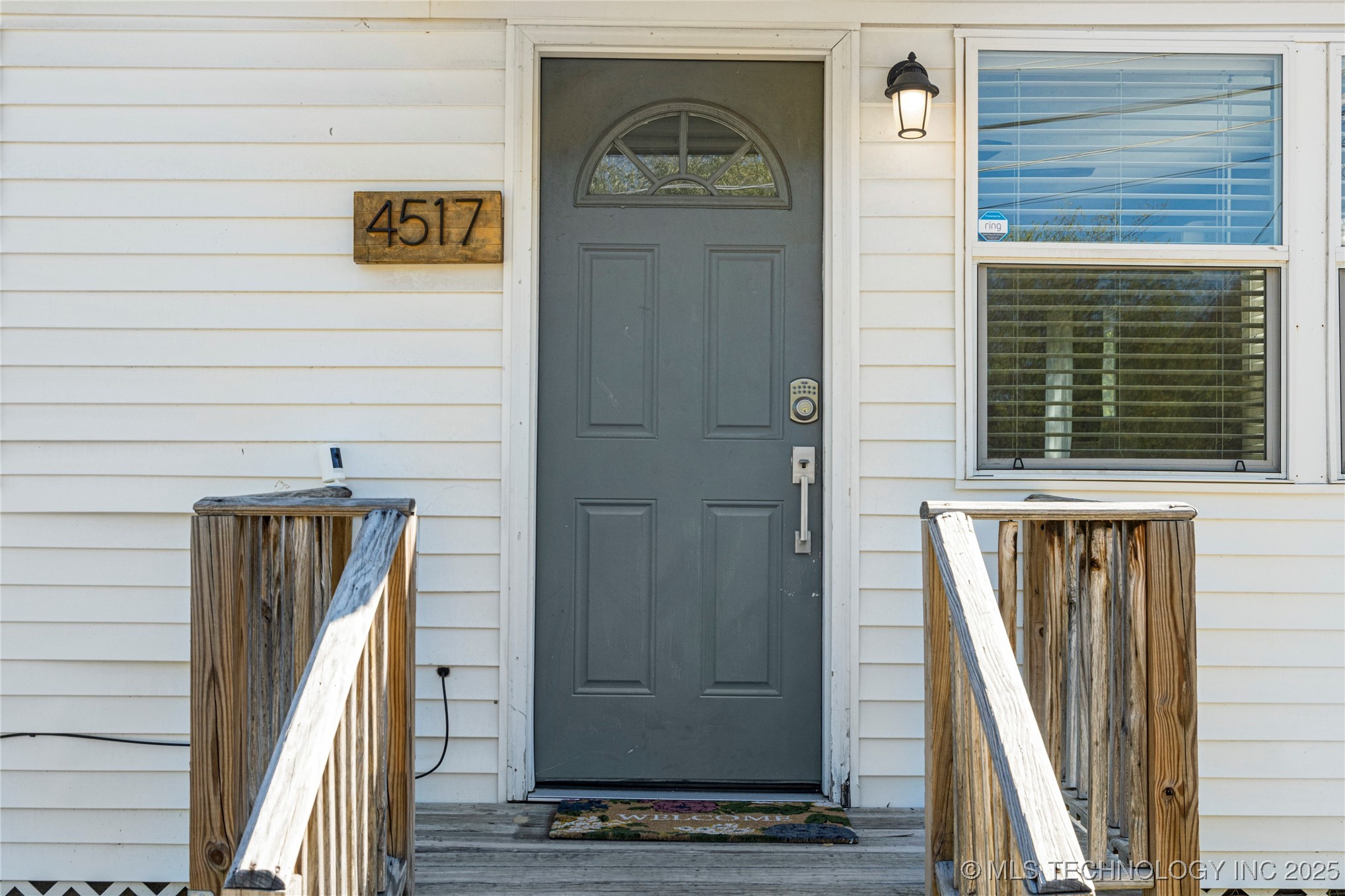 4517 S Waco Avenue Property Photo 2