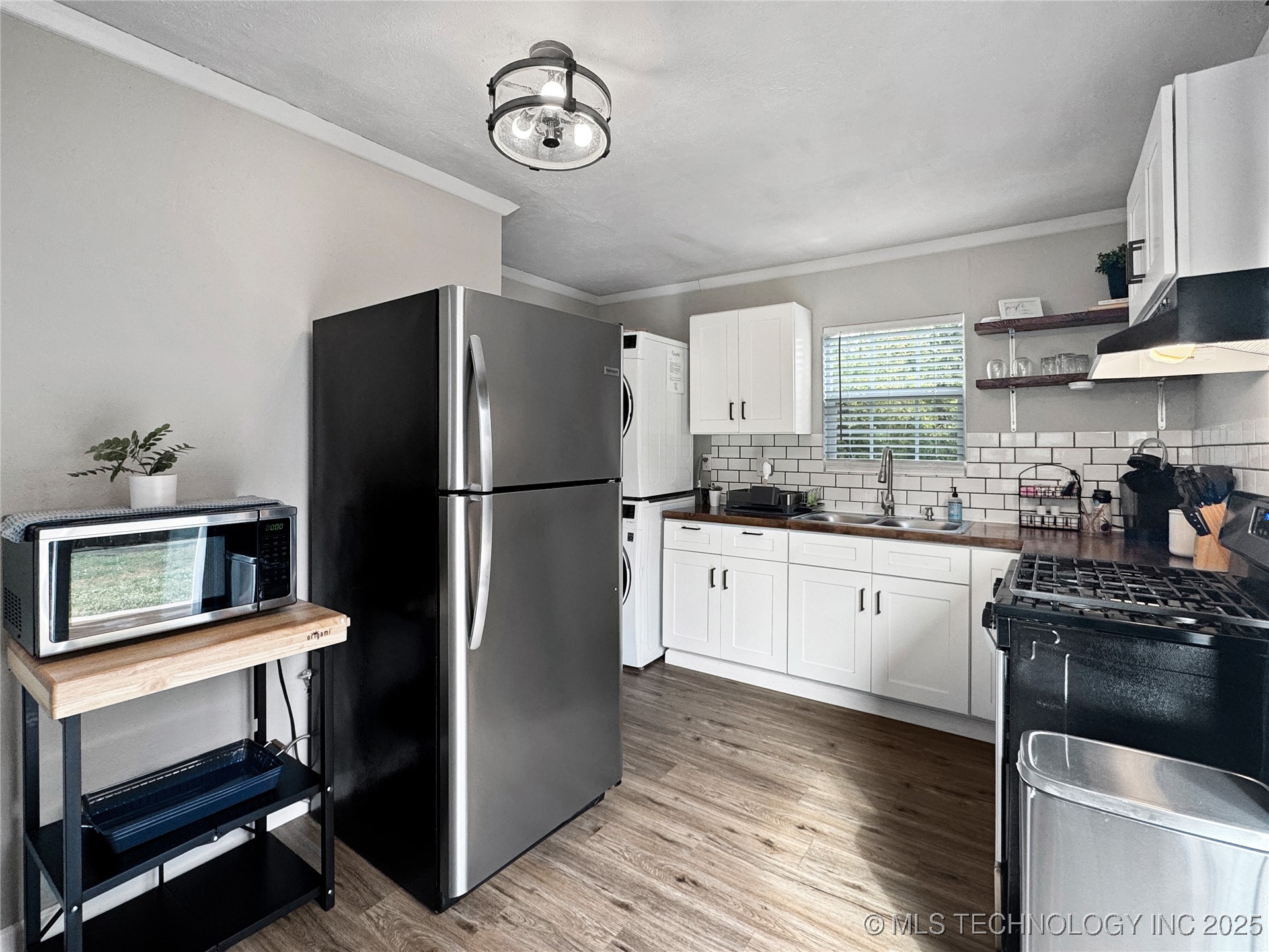 4517 S Waco Avenue Property Photo 9